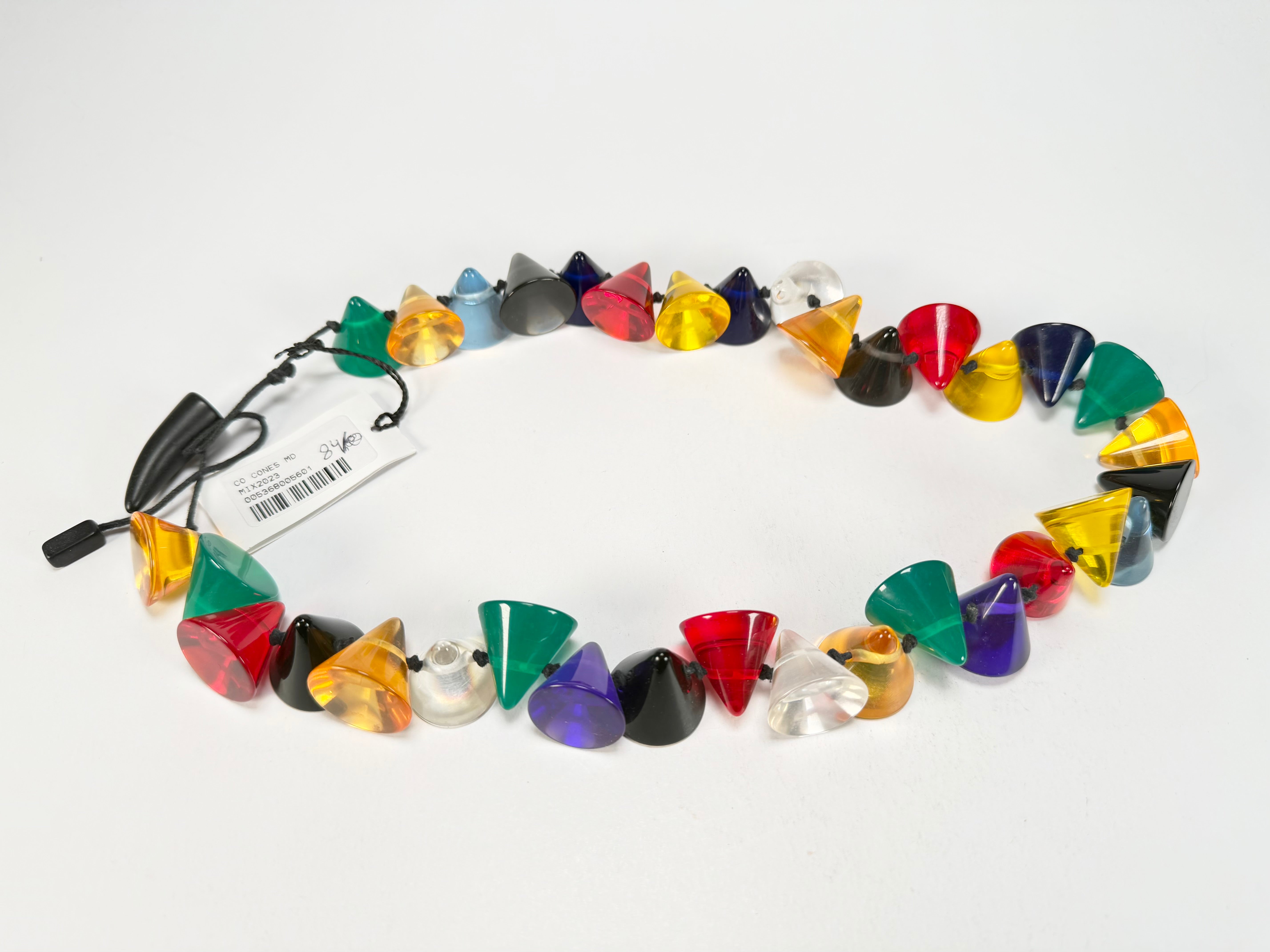 Sobral - Mix 2023 "Cones MD" Resin Necklace ( 005368 )