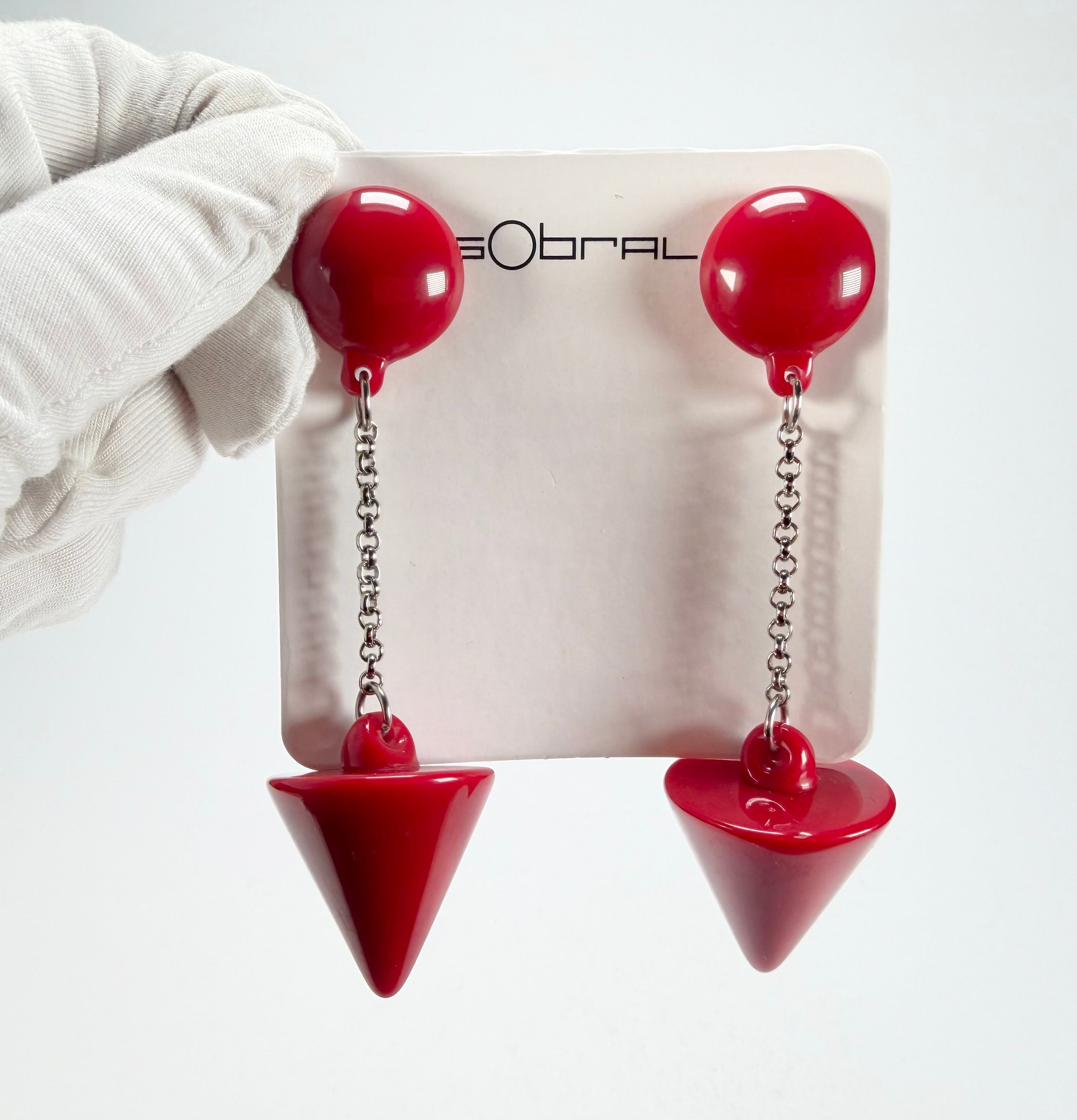 Sobral - Mix 2023 "MD KL" Red Cones Resin Clip On Earrings ( 002886 )