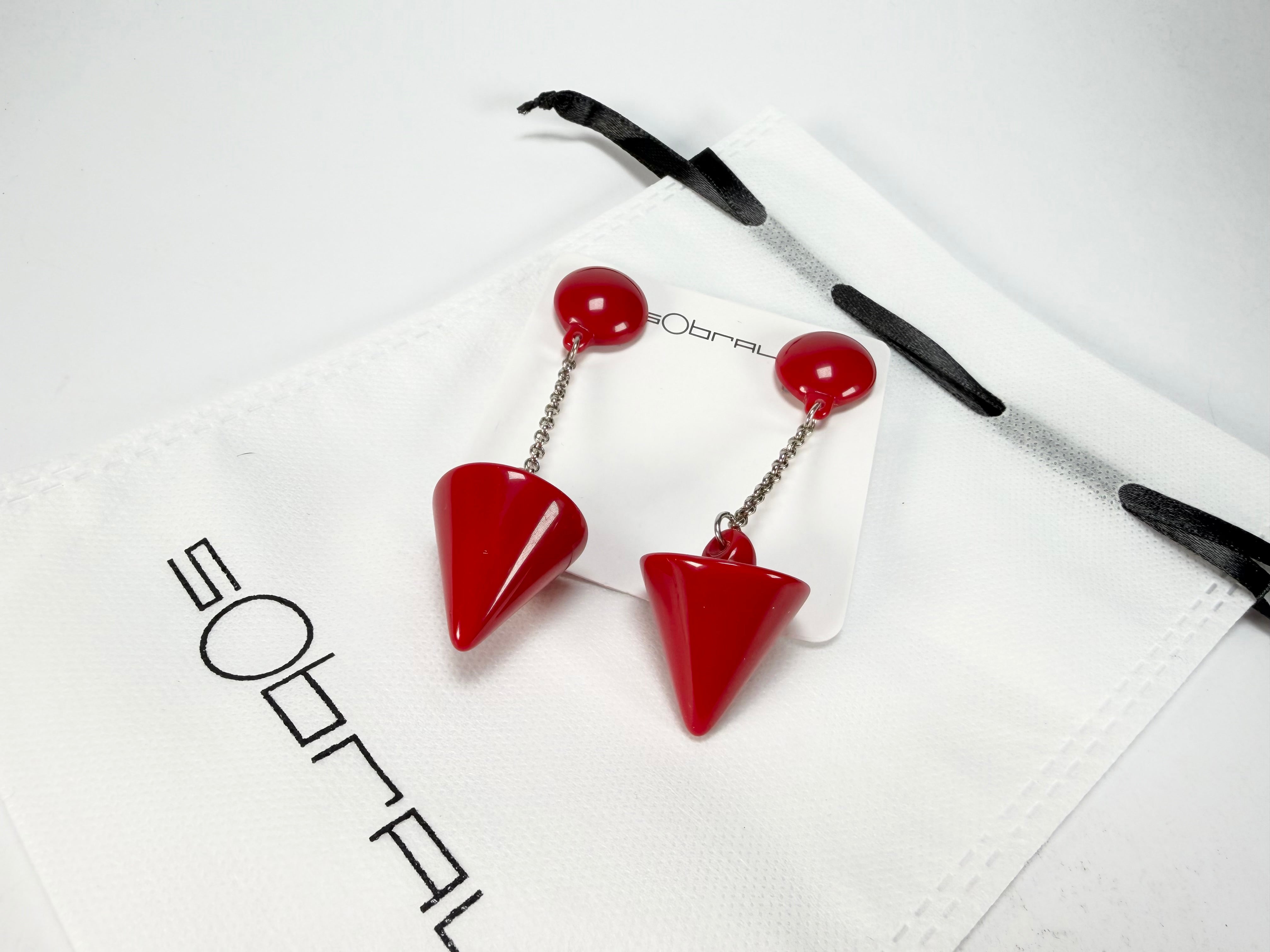 Sobral - Mix 2023 "MD KL" Red Cones Resin Clip On Earrings ( 002886 )