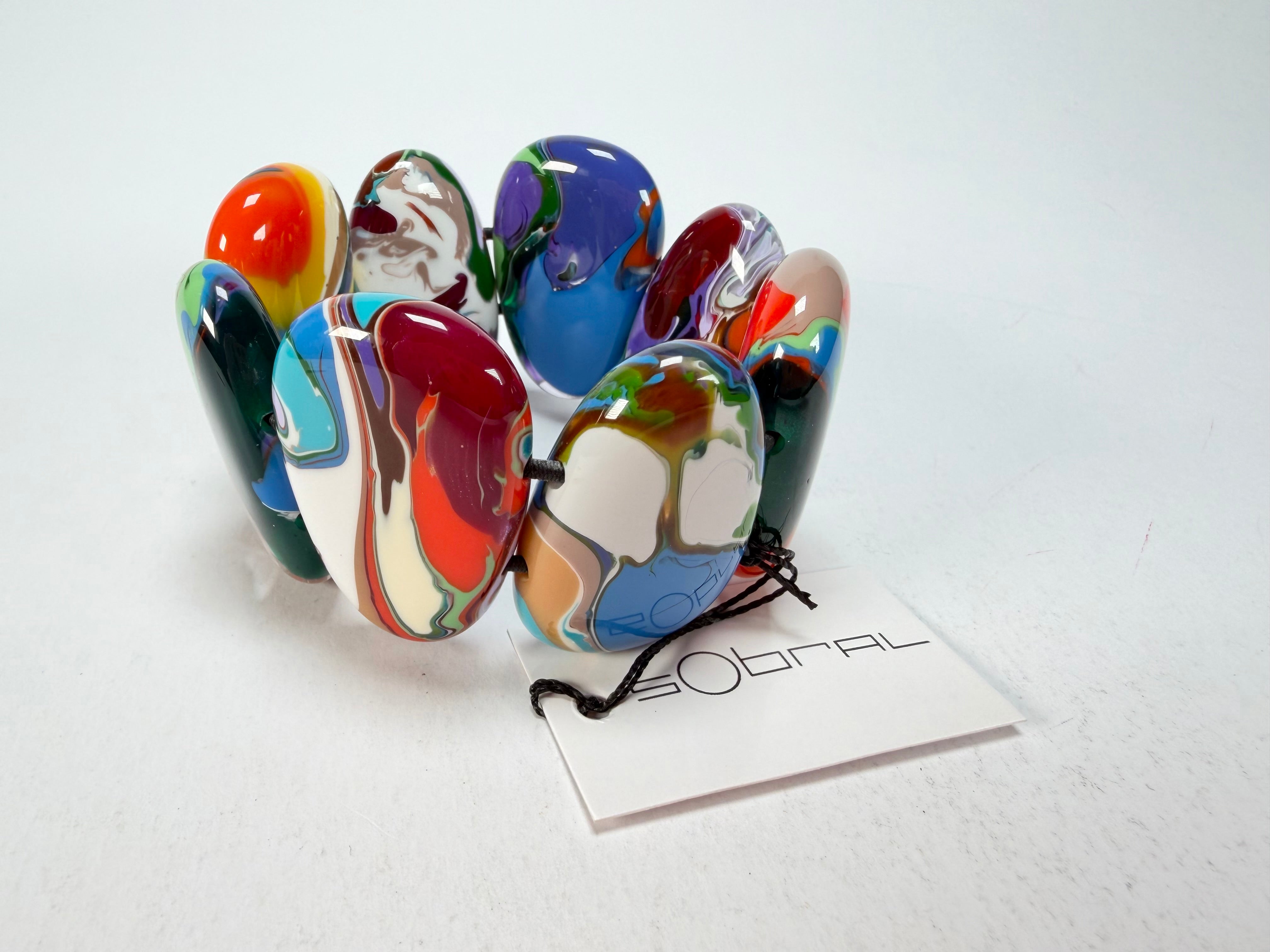 Sobral - Multi-Colour "Folha" Pollock Elasticated Resin Bracelet ( 005519 )