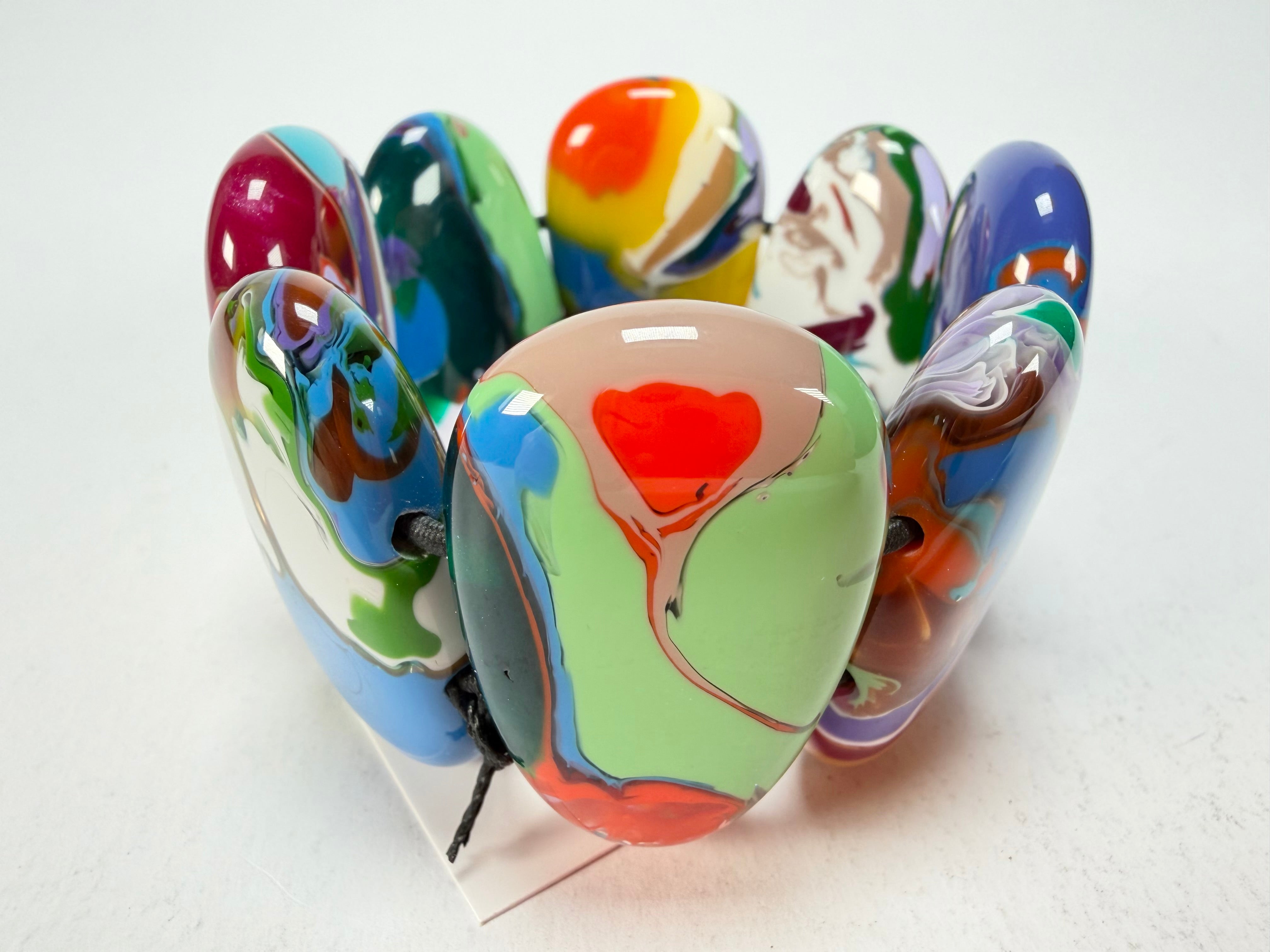 Sobral - Multi-Colour "Folha" Pollock Elasticated Resin Bracelet ( 005519 )