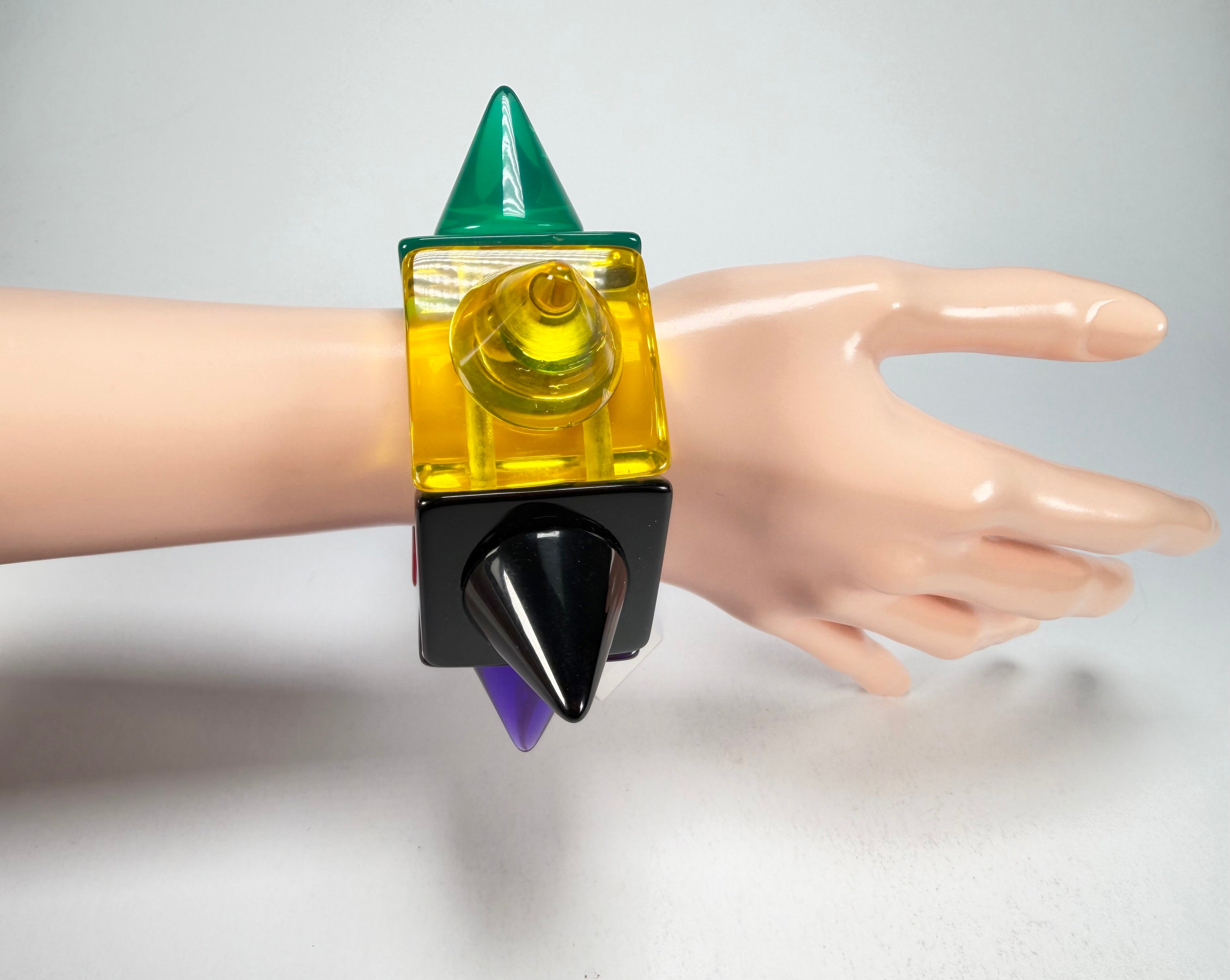Sobral - Mix 2023 "Sabrina KL" Transparent Mix Resin Bracelet ( 002893 )