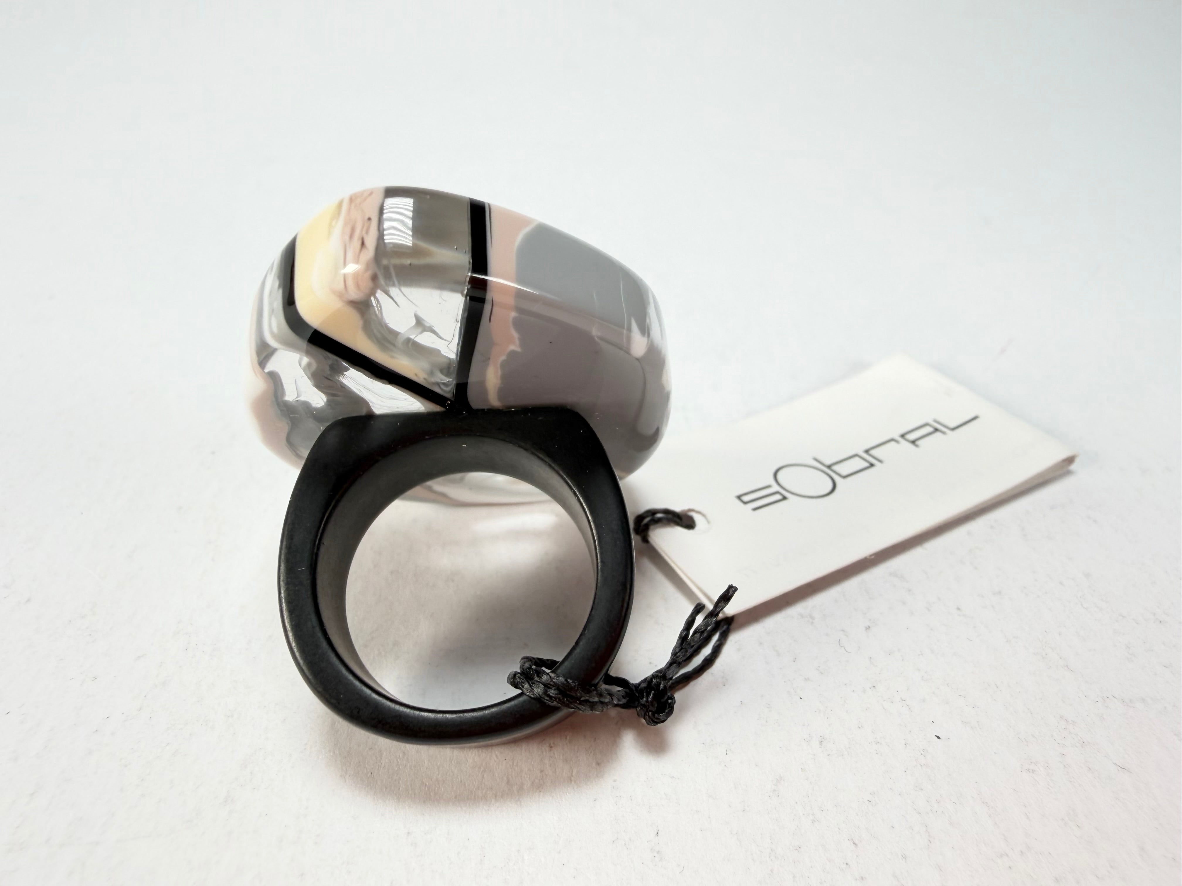 Sobral - Lágrima D'or "Namibia" Resin Ring ( 005113 ) - Size UK T / US 9