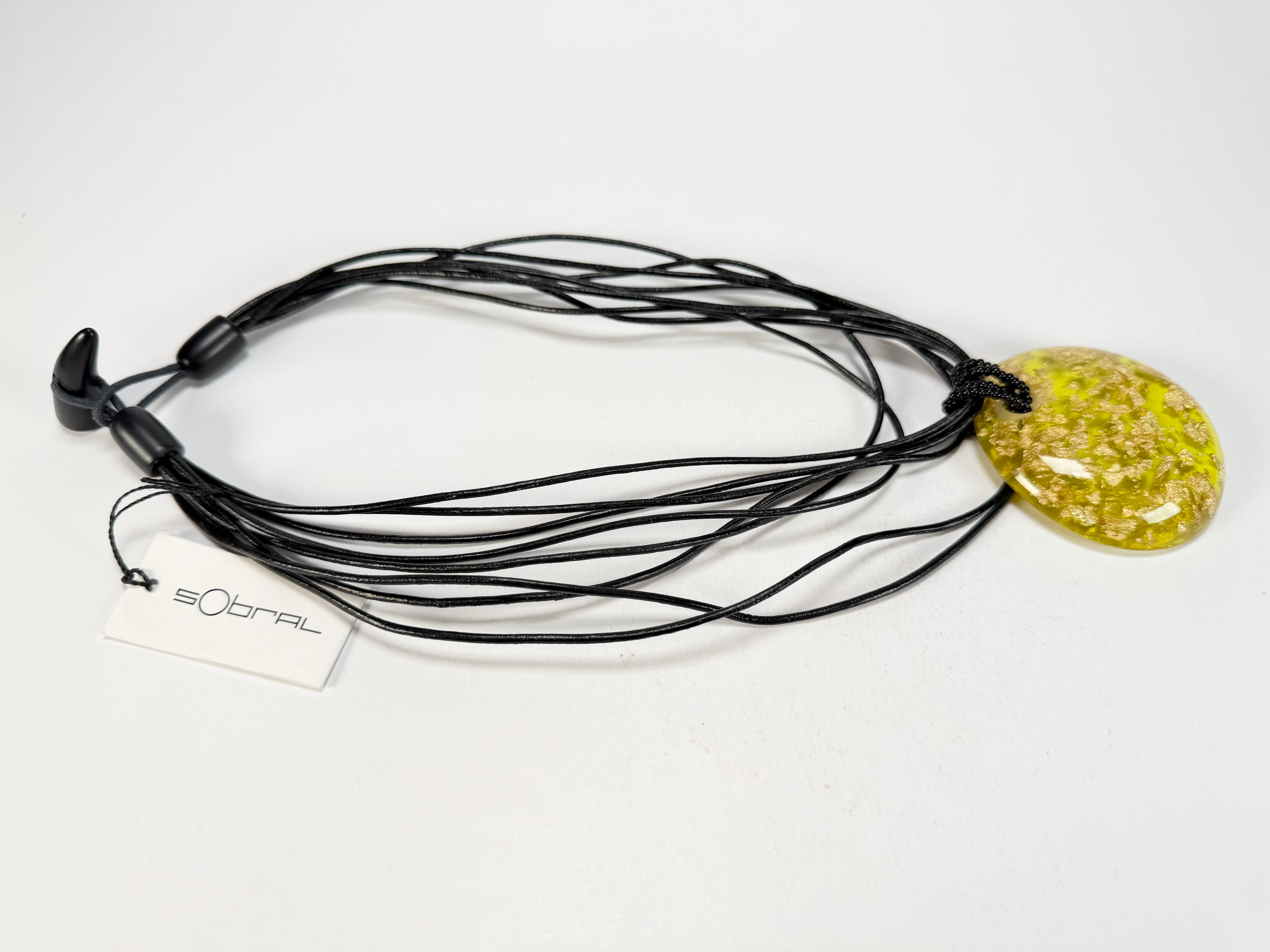 Sobral - Metalique "Venus" Yellow Gold Resin Necklace ( 004271 )