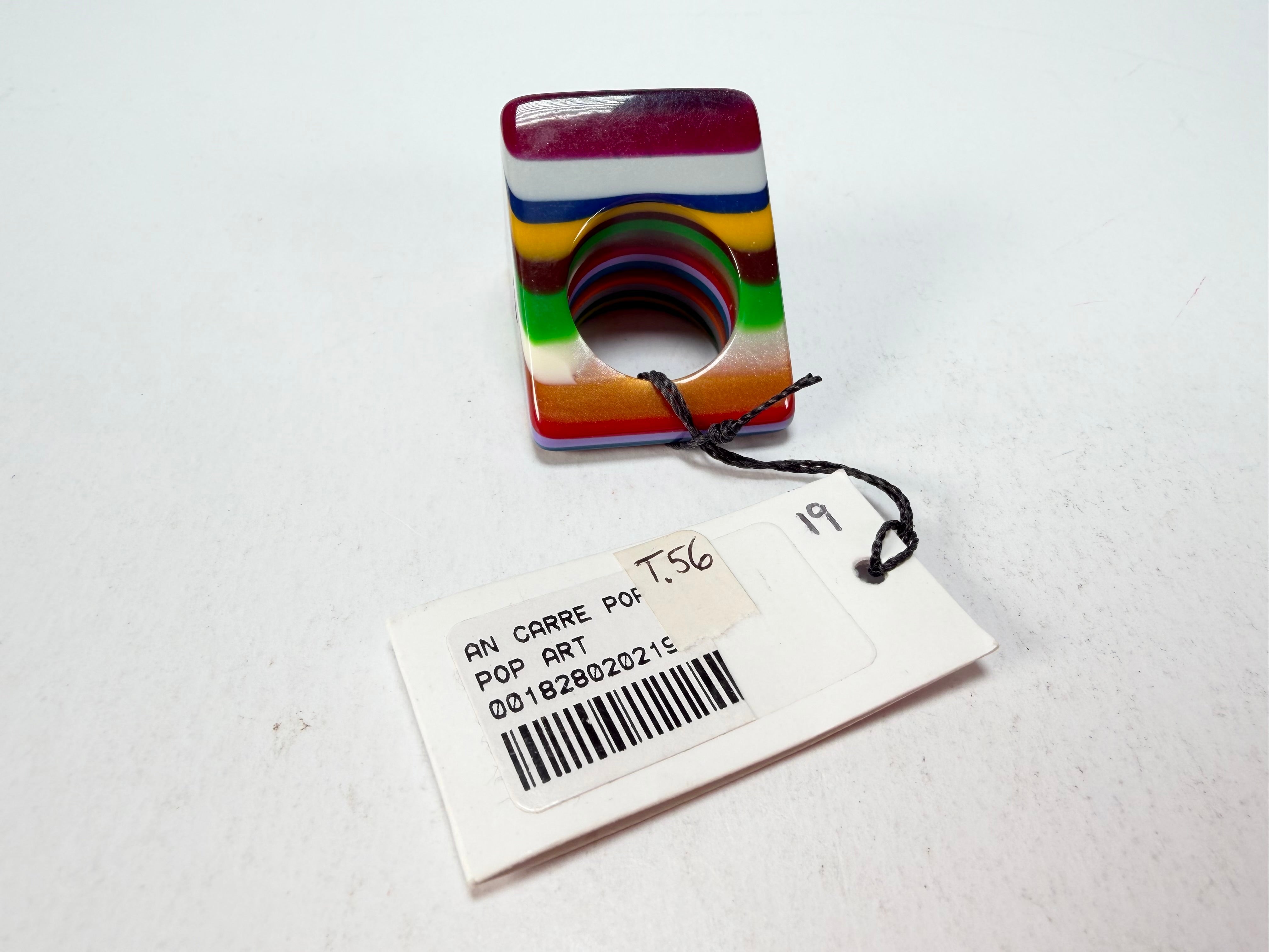 Sobral - Pop Art "Carre" Resin Ring ( 001828 ) - Size UK R / US 9