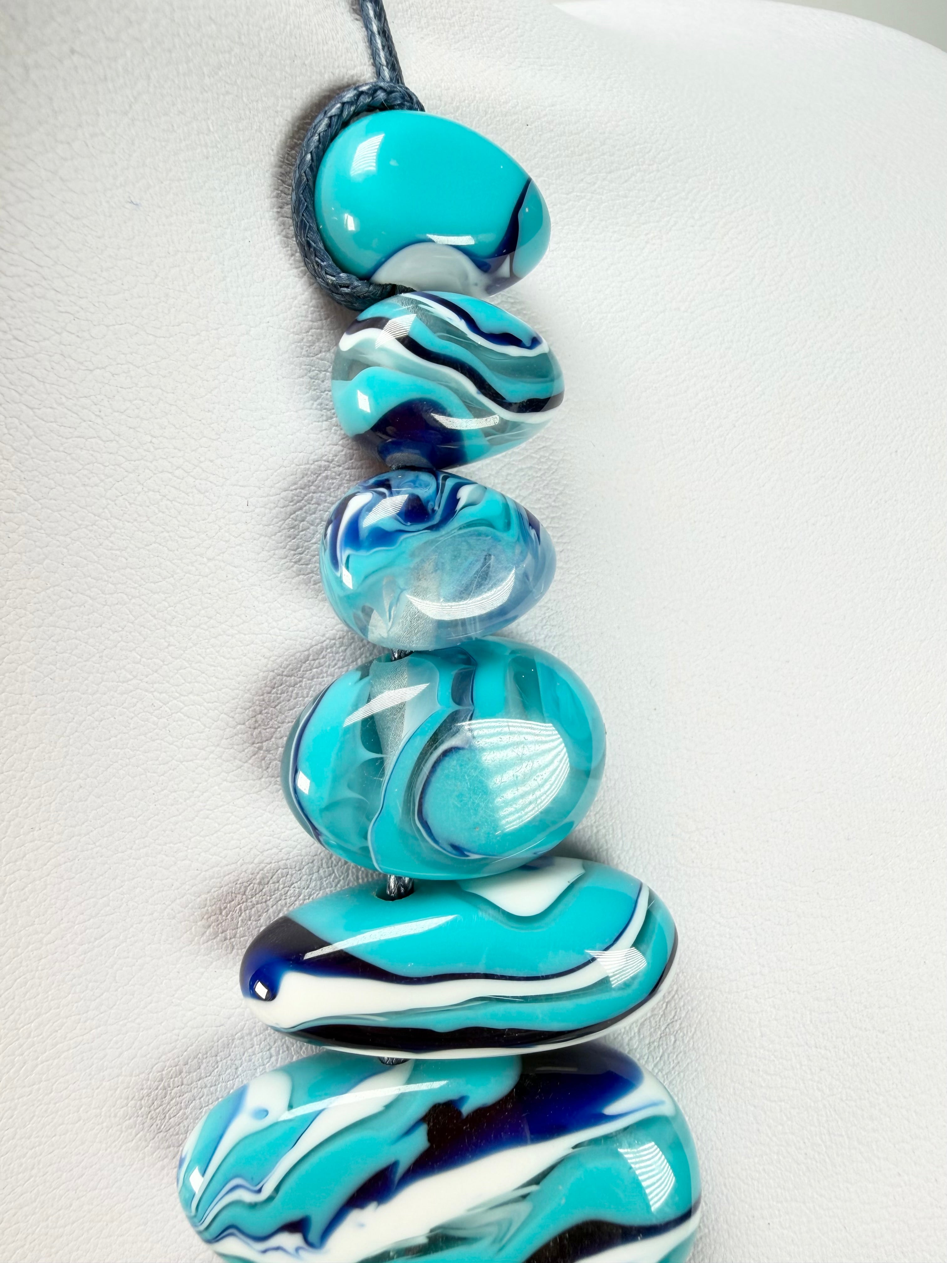 Sobral - Onda Azul "Marou" Blue Resin Necklace ( 005422 )