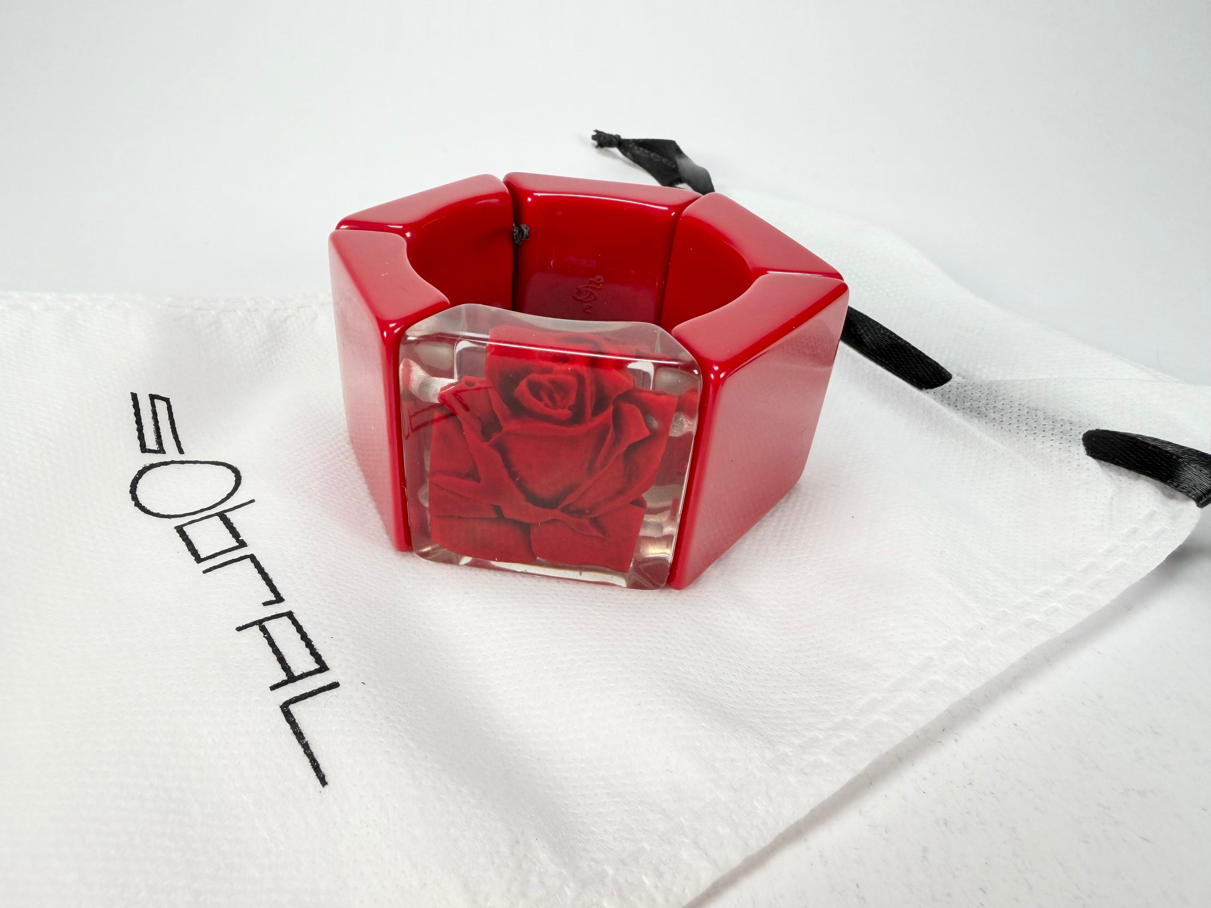 Sobral - Roses "Negra" Elasticated Resin Bracelet ( 004397 )