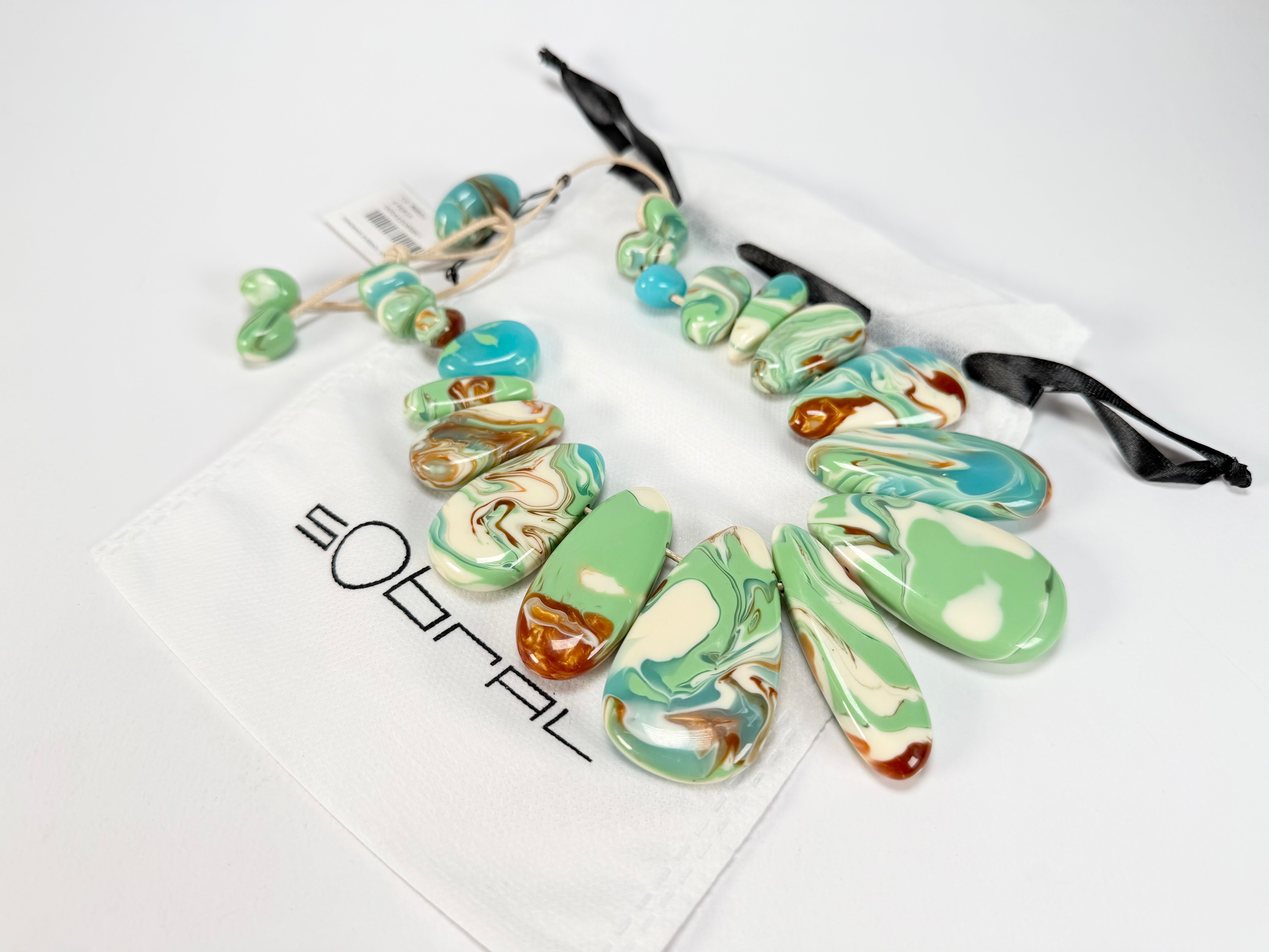 Sobral - Eteria "Marou" Resin Necklace ( 005422 )