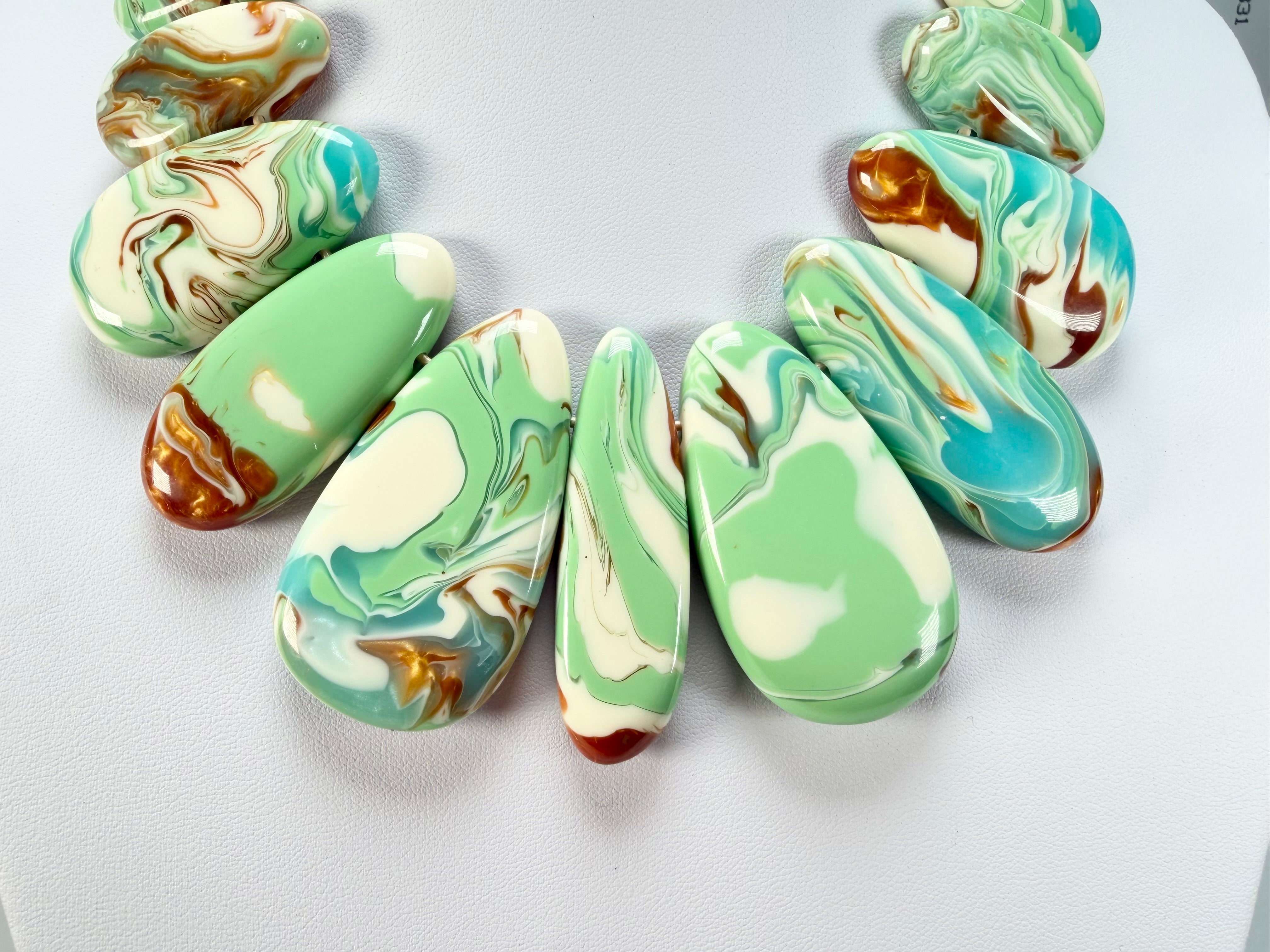 Sobral - Eteria "Marou" Resin Necklace ( 005422 )