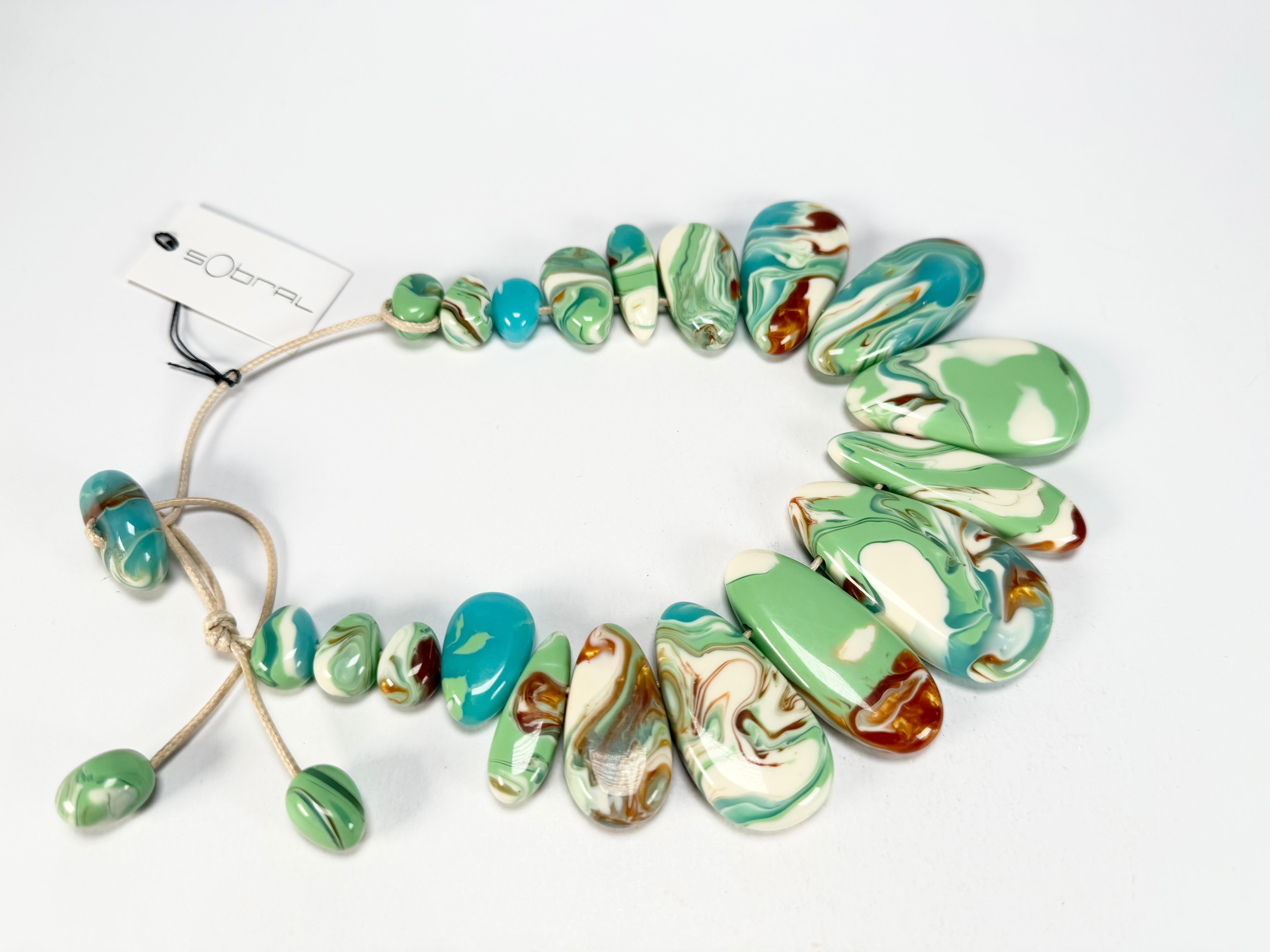 Sobral - Eteria "Marou" Resin Necklace ( 005422 )