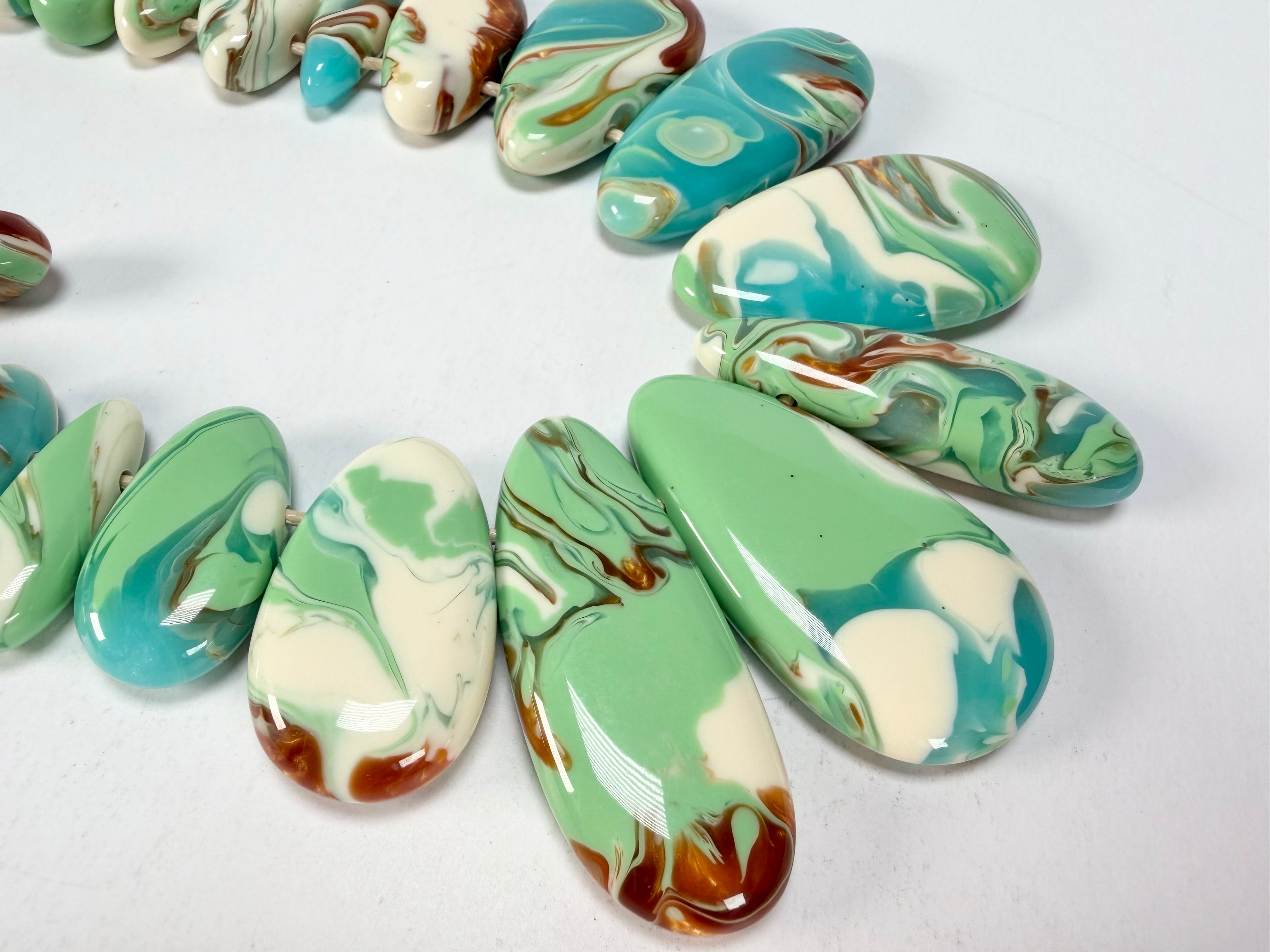 Sobral - Eteria "Marou" Resin Necklace ( 005422 )