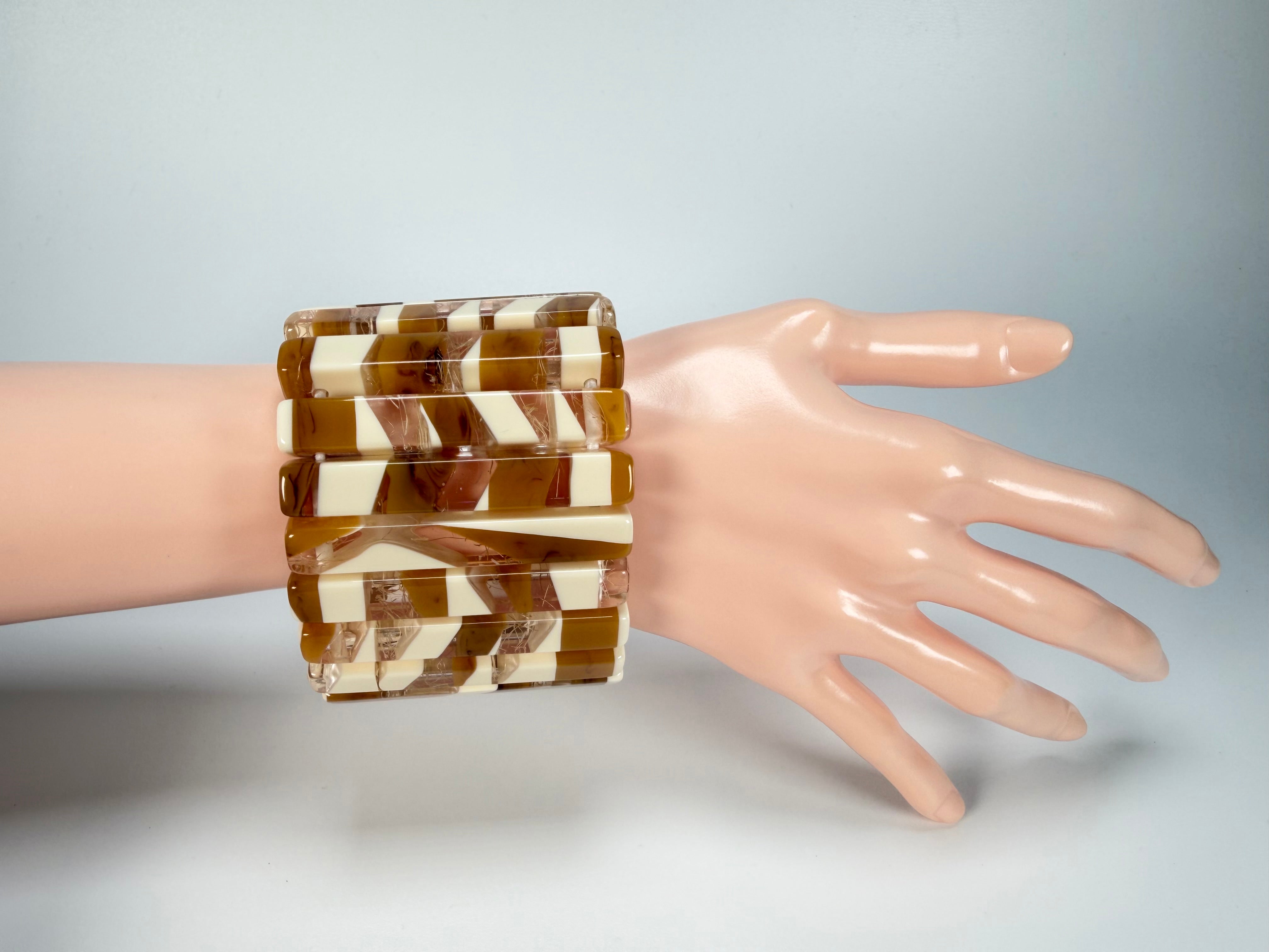 Sobral - Memphis "Yasmin" Elasticated Resin Bracelet ( 003137 )