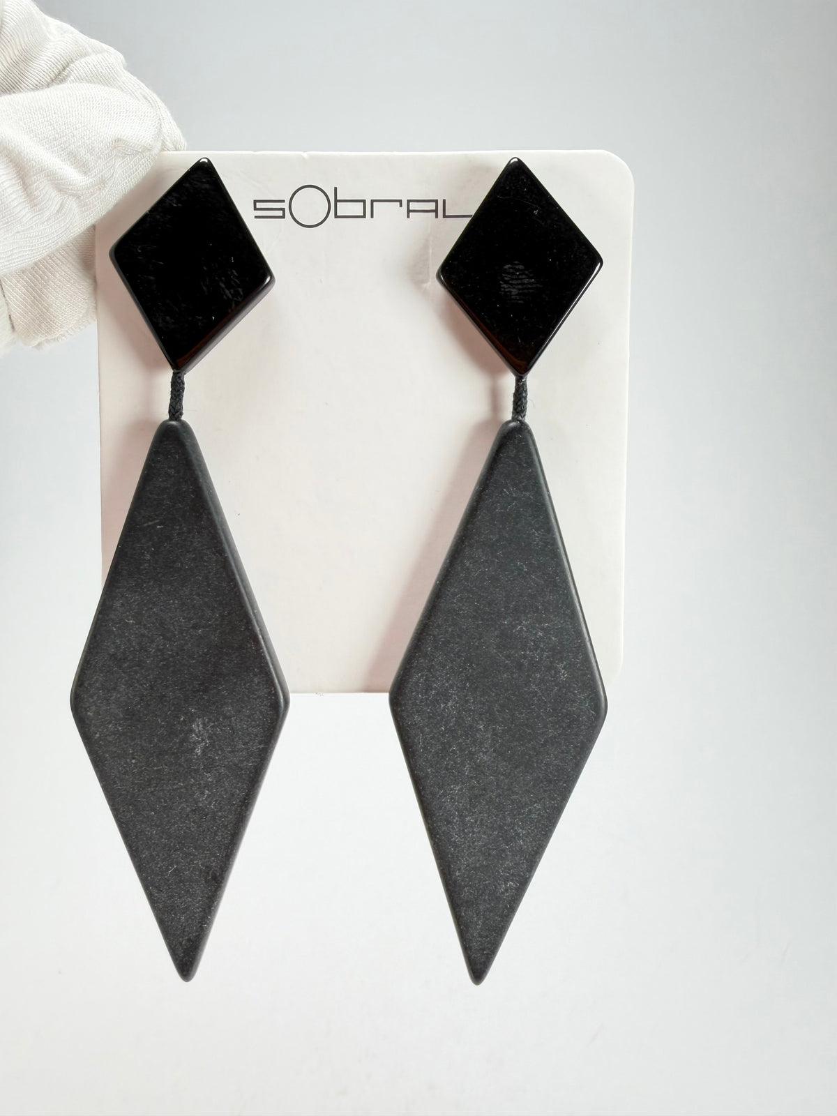 Sobral - Preto "Nial" Black Matt Resin Earrings ( 004203 )
