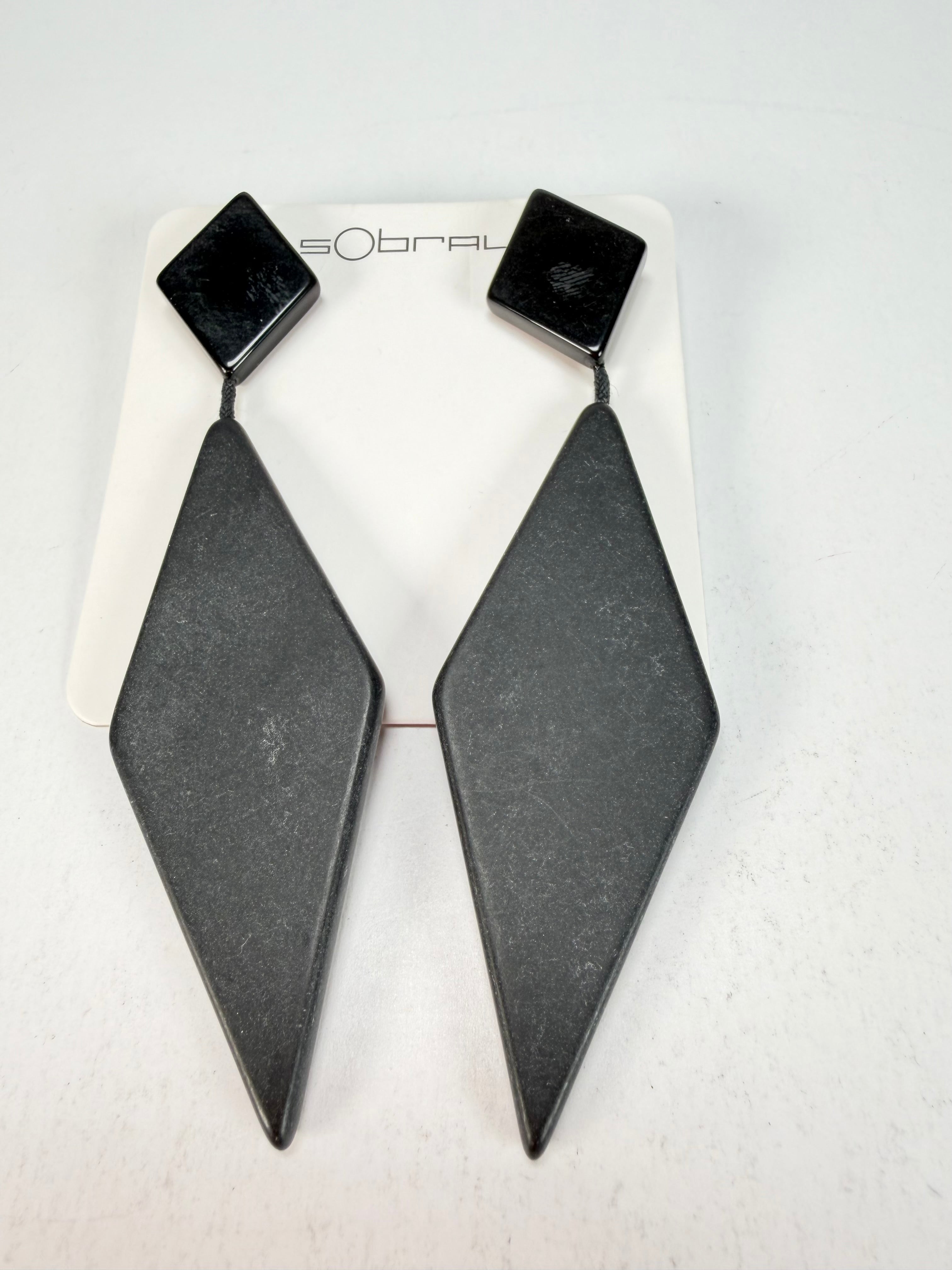 Sobral - Preto "Nial" Black Matt Resin Earrings ( 004203 )