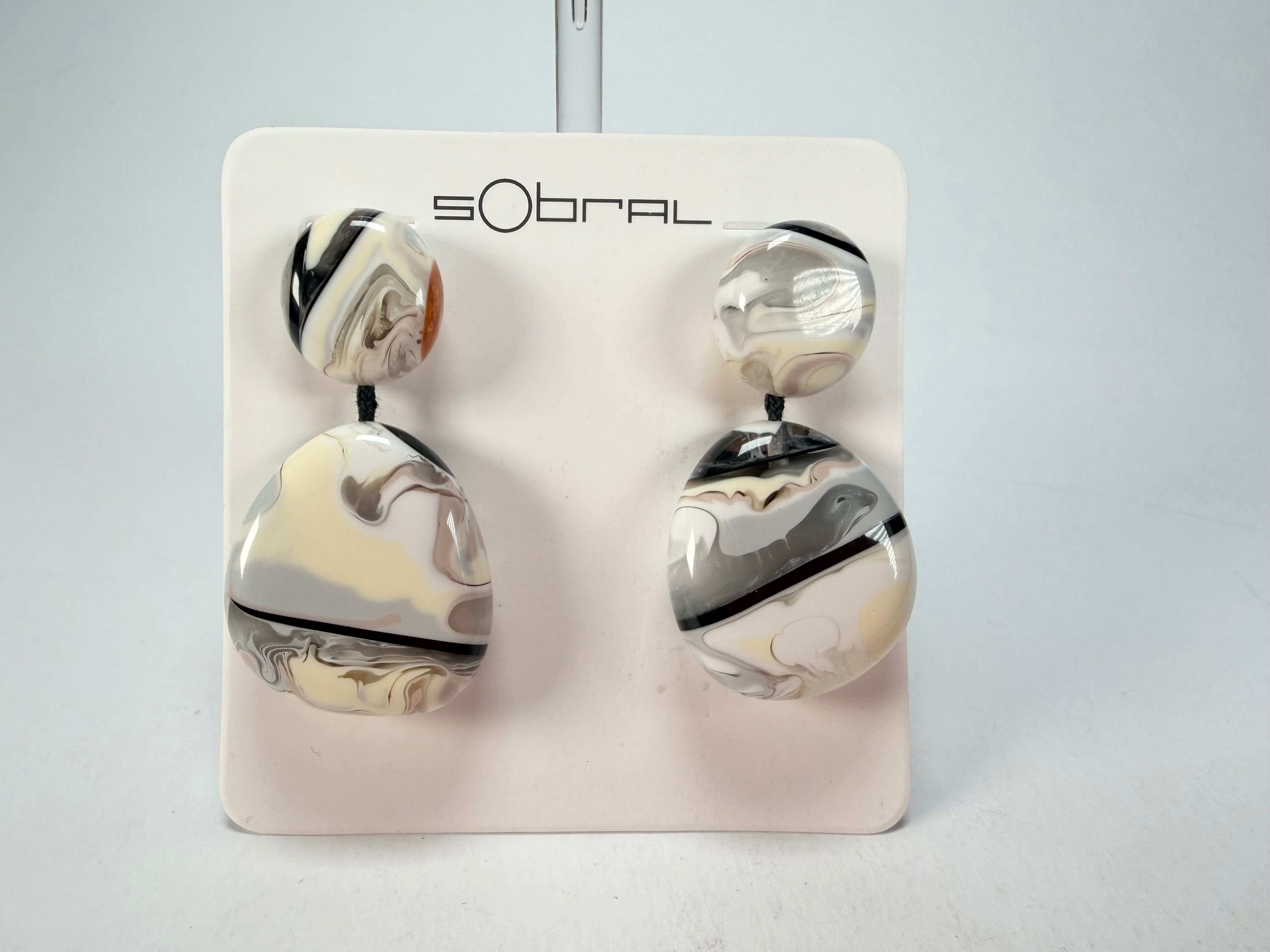 Sobral - Lágrima D'or "Moni " Resin Earrings ( 004904 )