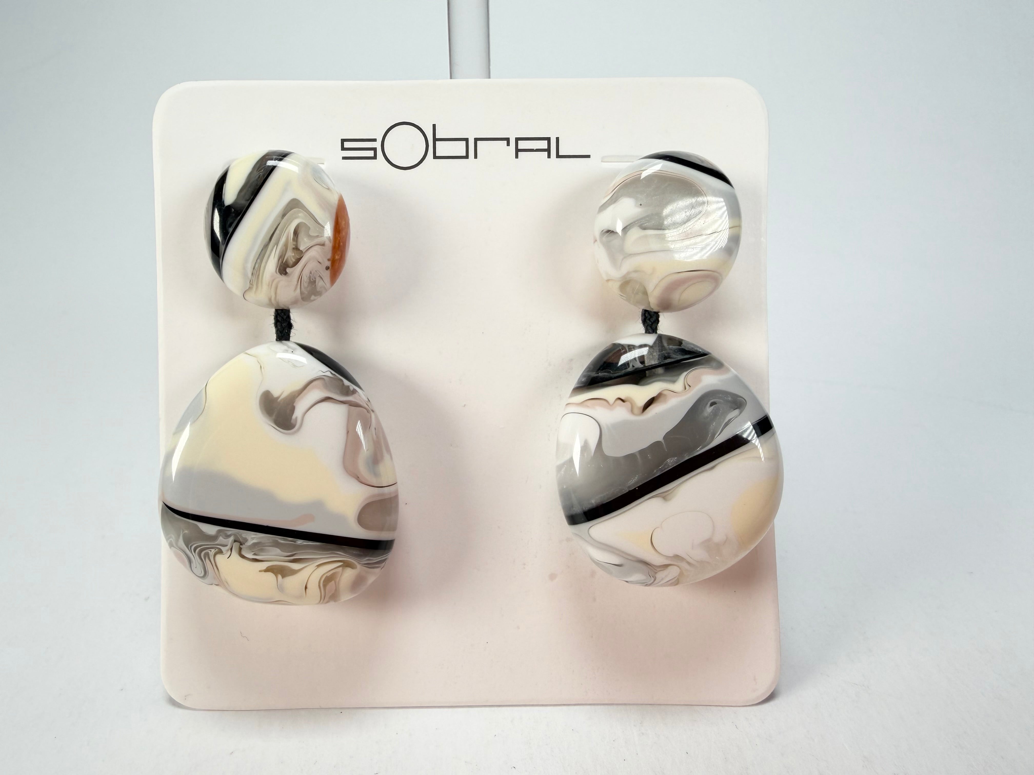 Sobral - Lágrima D'or "Moni " Resin Earrings ( 004904 )