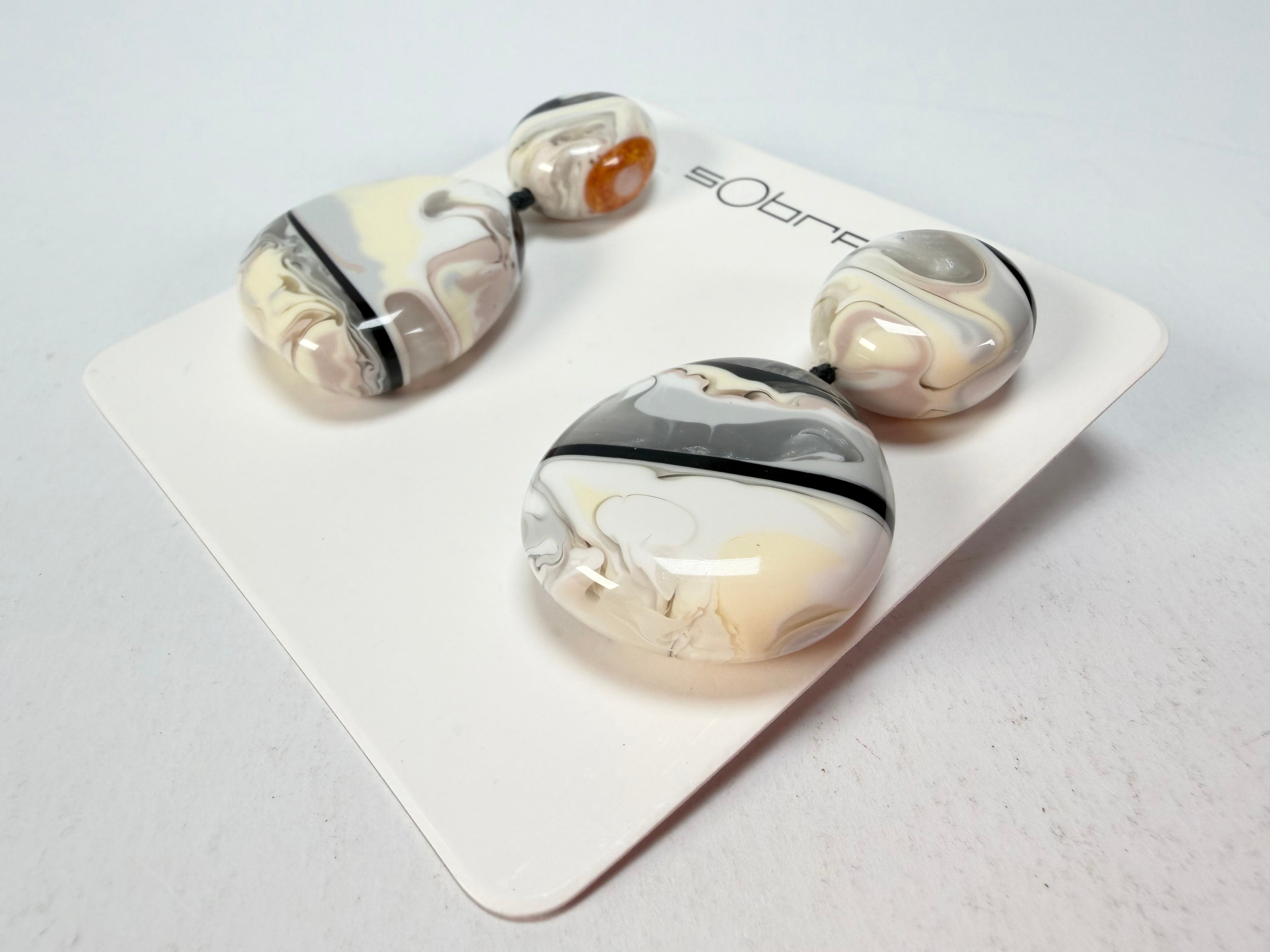 Sobral - Lágrima D'or "Moni " Resin Earrings ( 004904 )