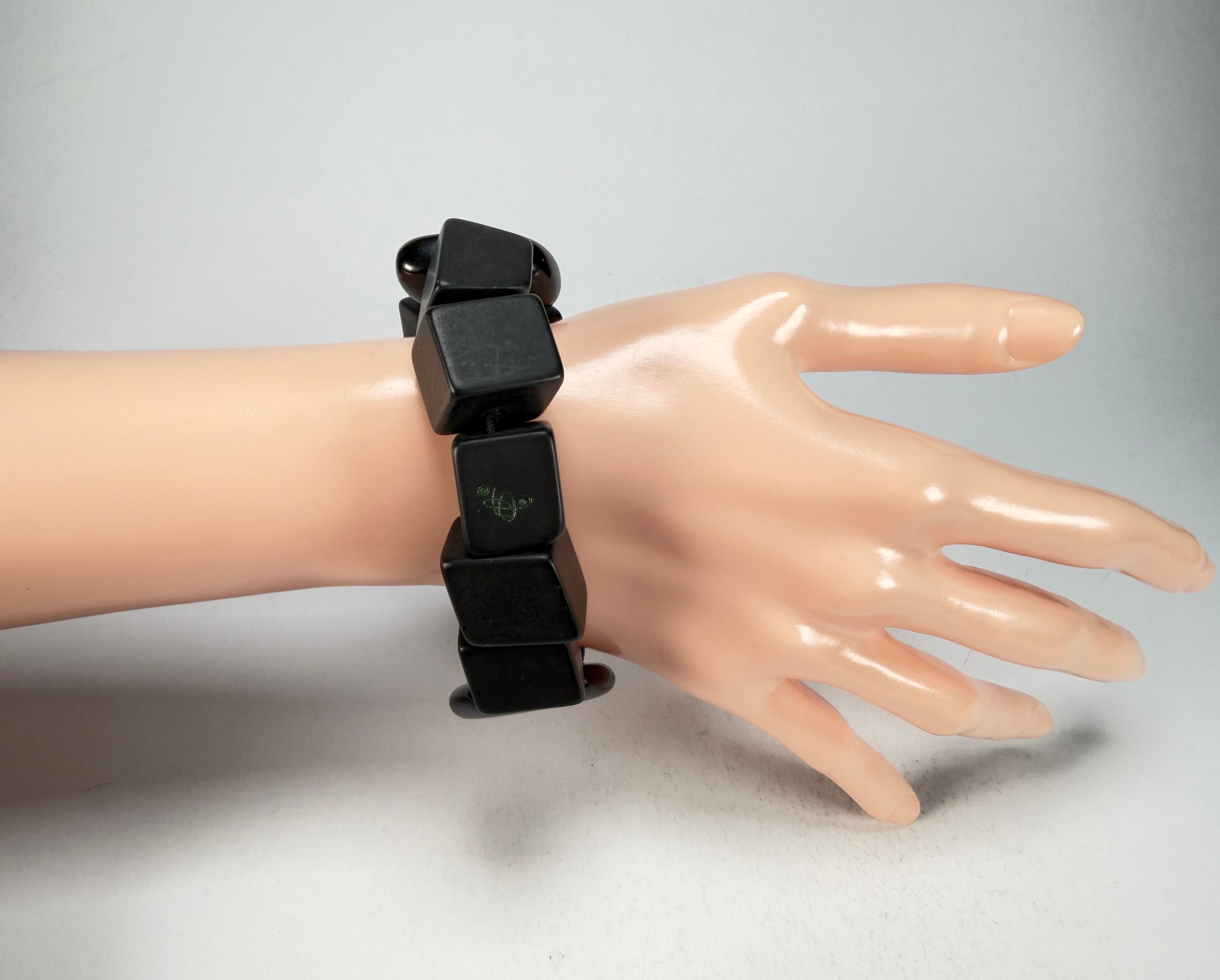 Sobral - Indiana "Noir" Black Mix Elasticated Resin Bracelet ( 000210 )
