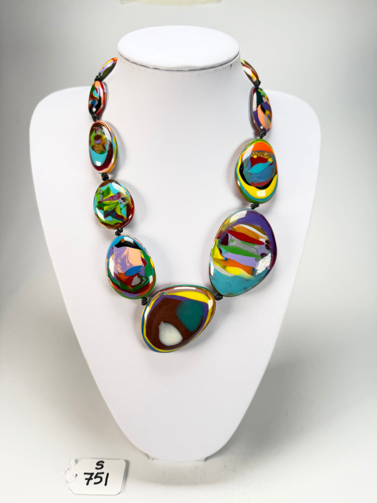 Sobral - Multi-Colour "Gabriele K" Resin Necklace ( 003616 )