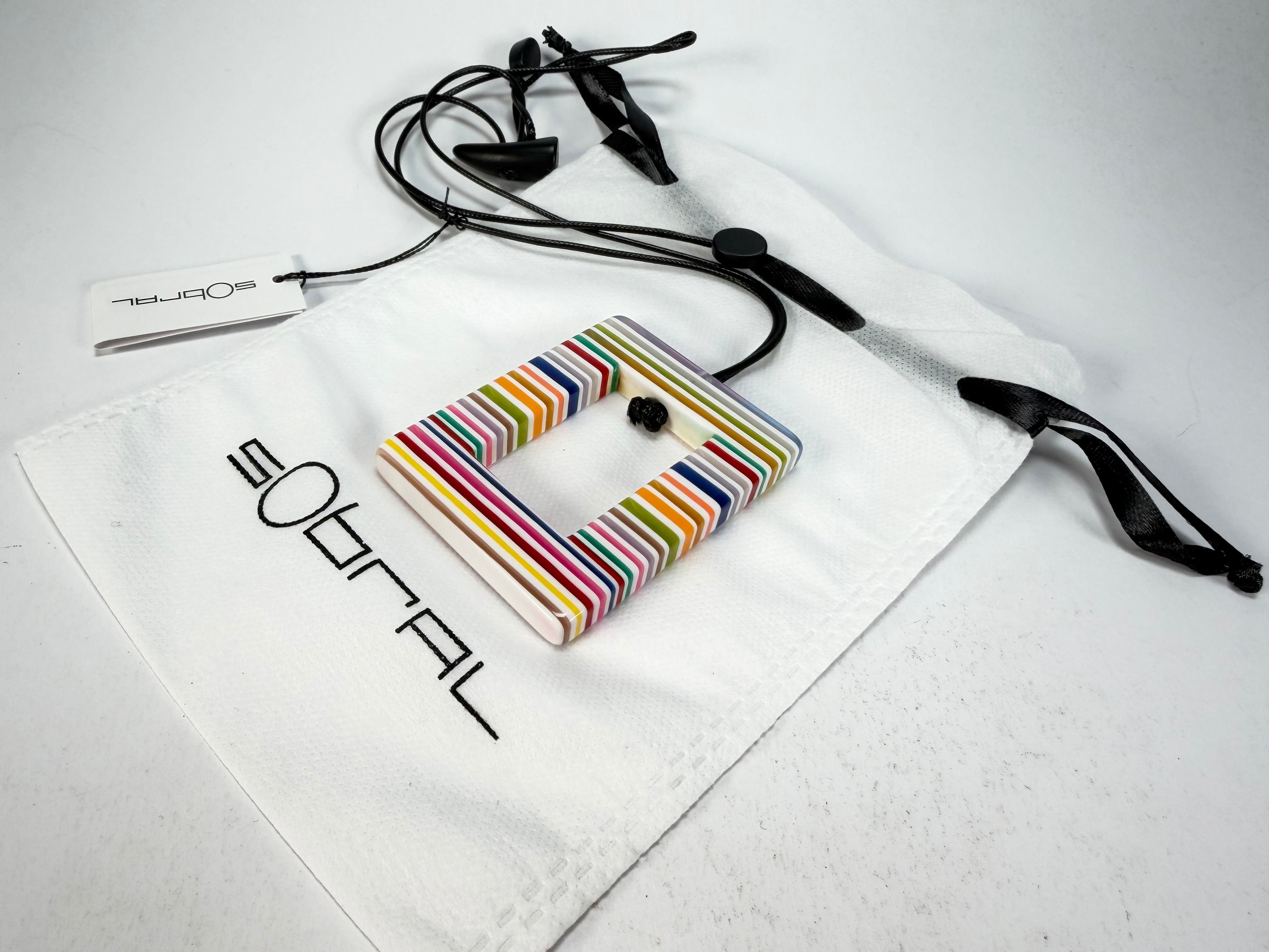Sobral - Candy Pop "Hollow Fizz" Studio Creation Resin Necklace ( 000000 )