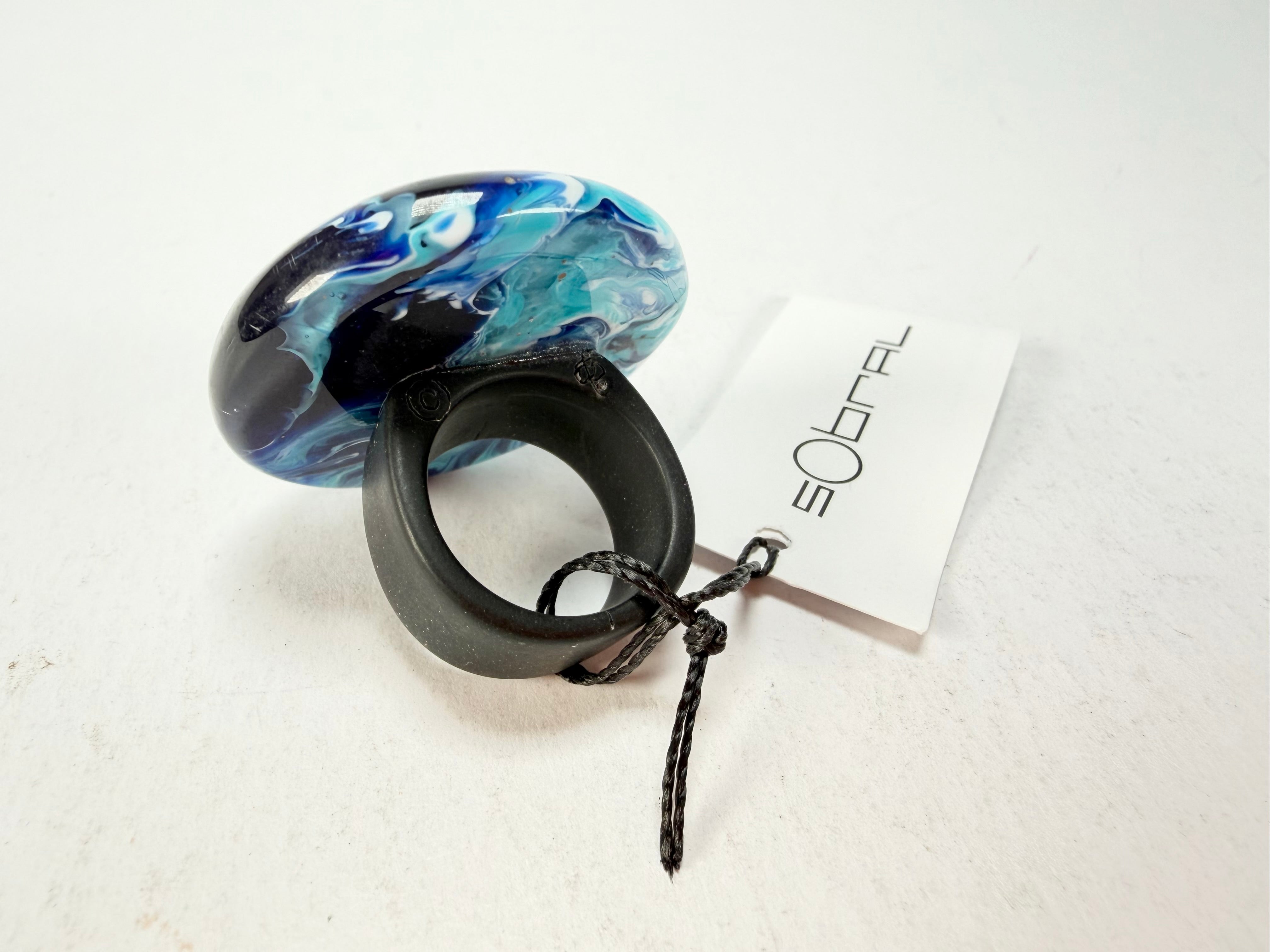 Sobral - Onda Azul "Onda Circle" Blue Resin Ring ( 005324 ) - Size UK N / US 6.5
