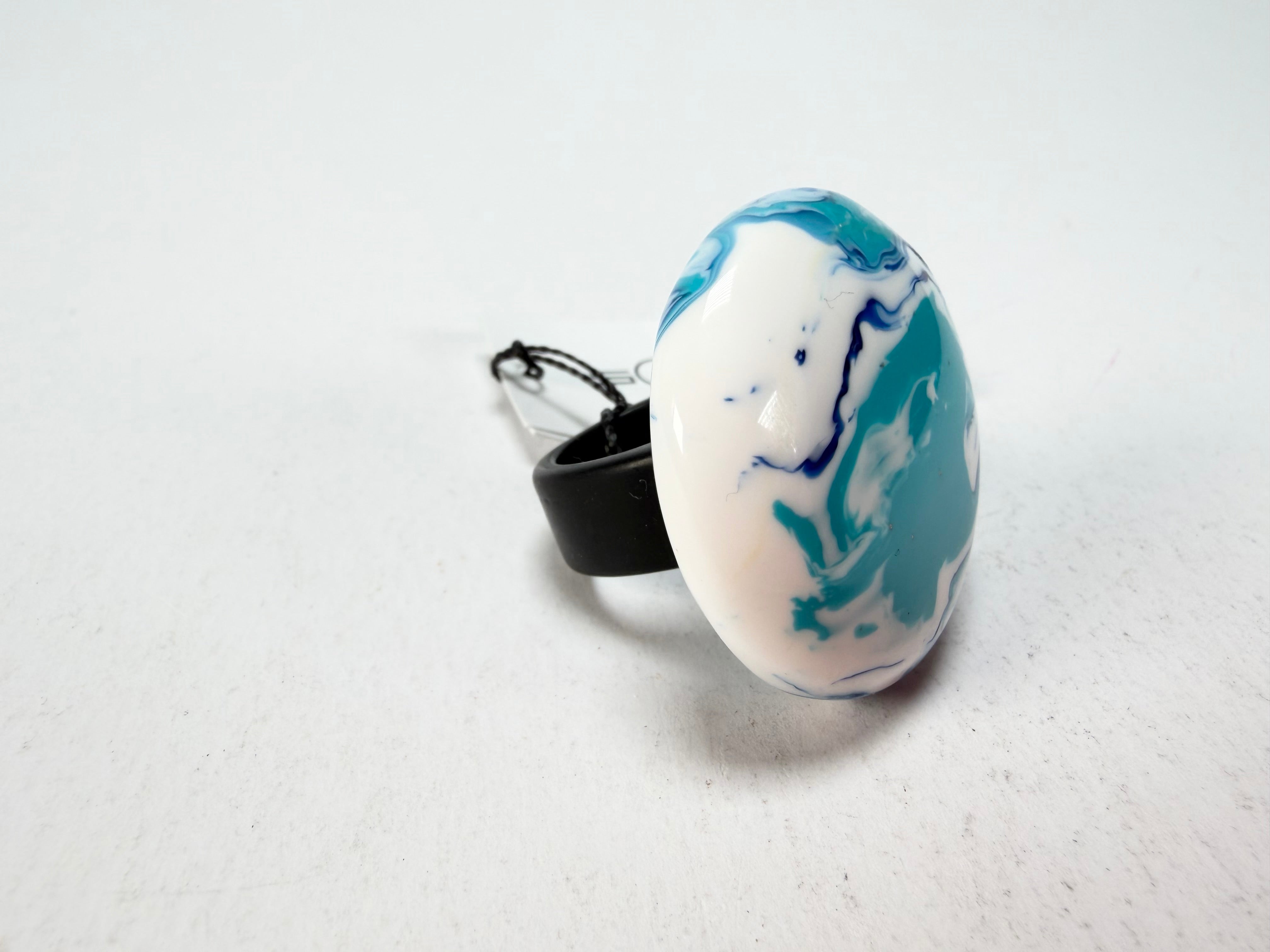 Sobral - Onda Azul "Onda Circle" Blue Resin Ring ( 005324 ) - Size UK Q / US 8