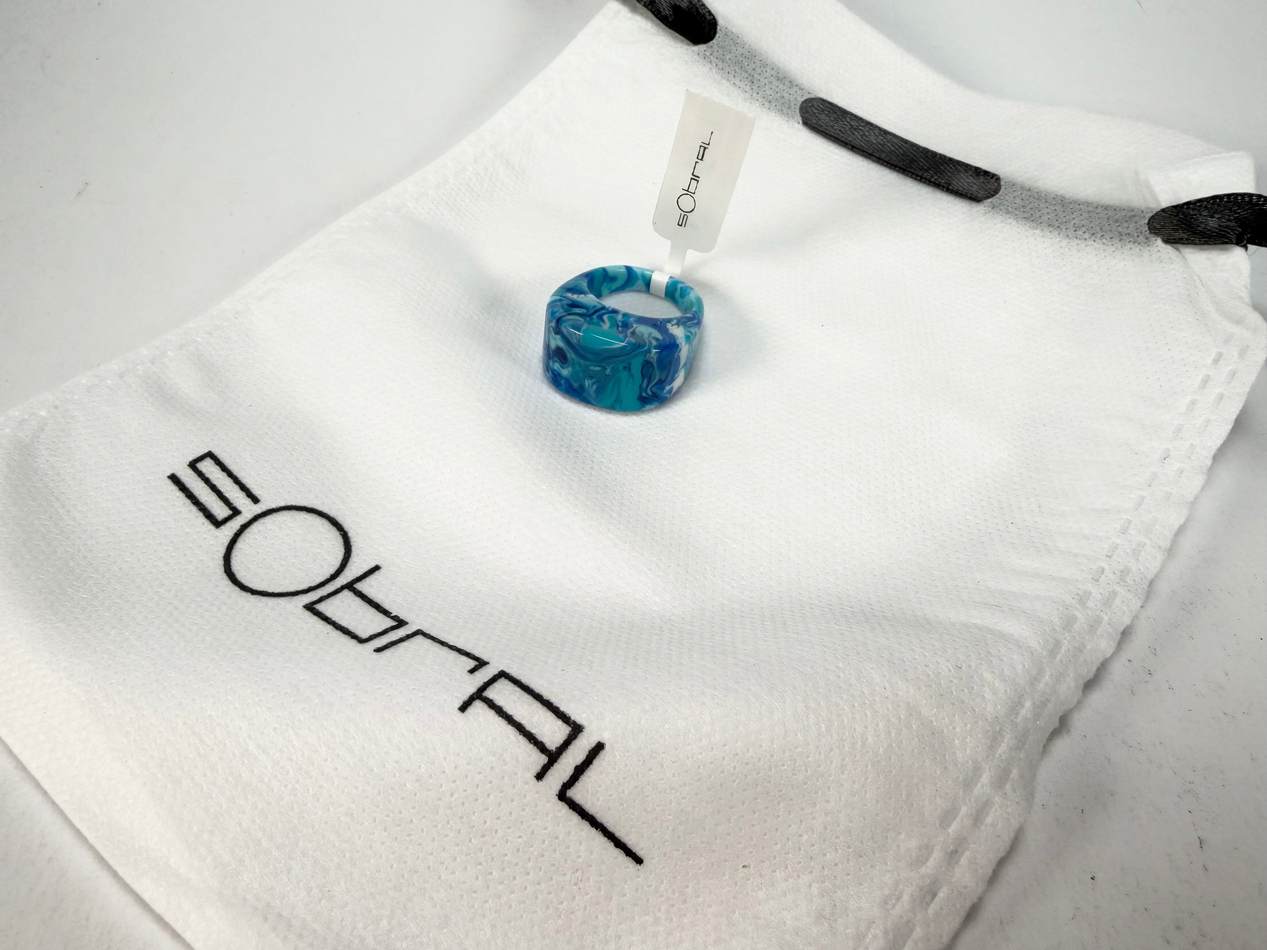 Sobral - Onda Azul "Pat" Blue Resin Ring ( 004857 ) - Size UK Q / US 8