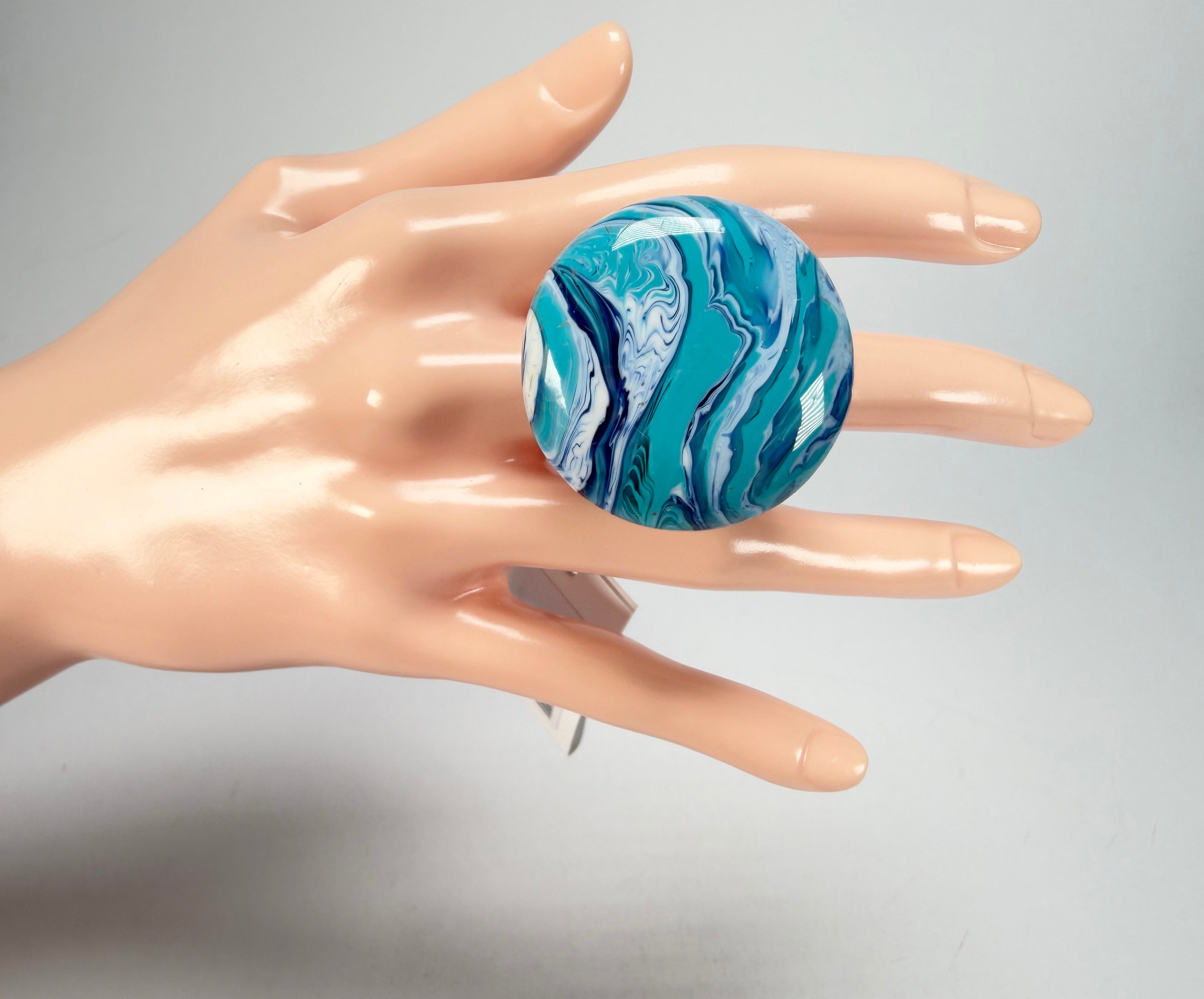 Sobral - Onda Azul "Onda Circle" Blue Resin Ring ( 005324 ) - Size UK T / US 9.5