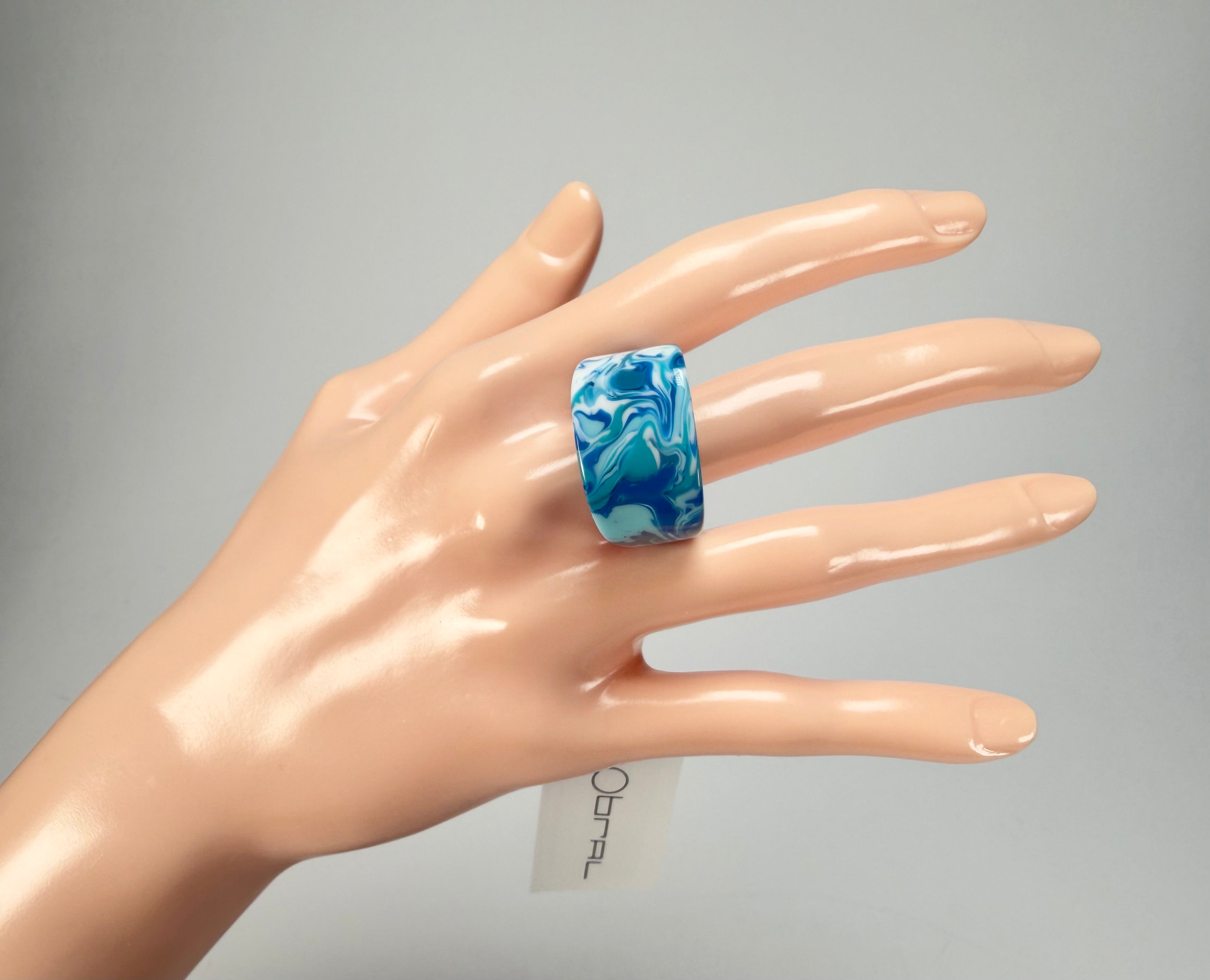 Sobral - Onda Azul "Pat" Blue Resin Ring ( 004857 ) - Size UK S / US 9