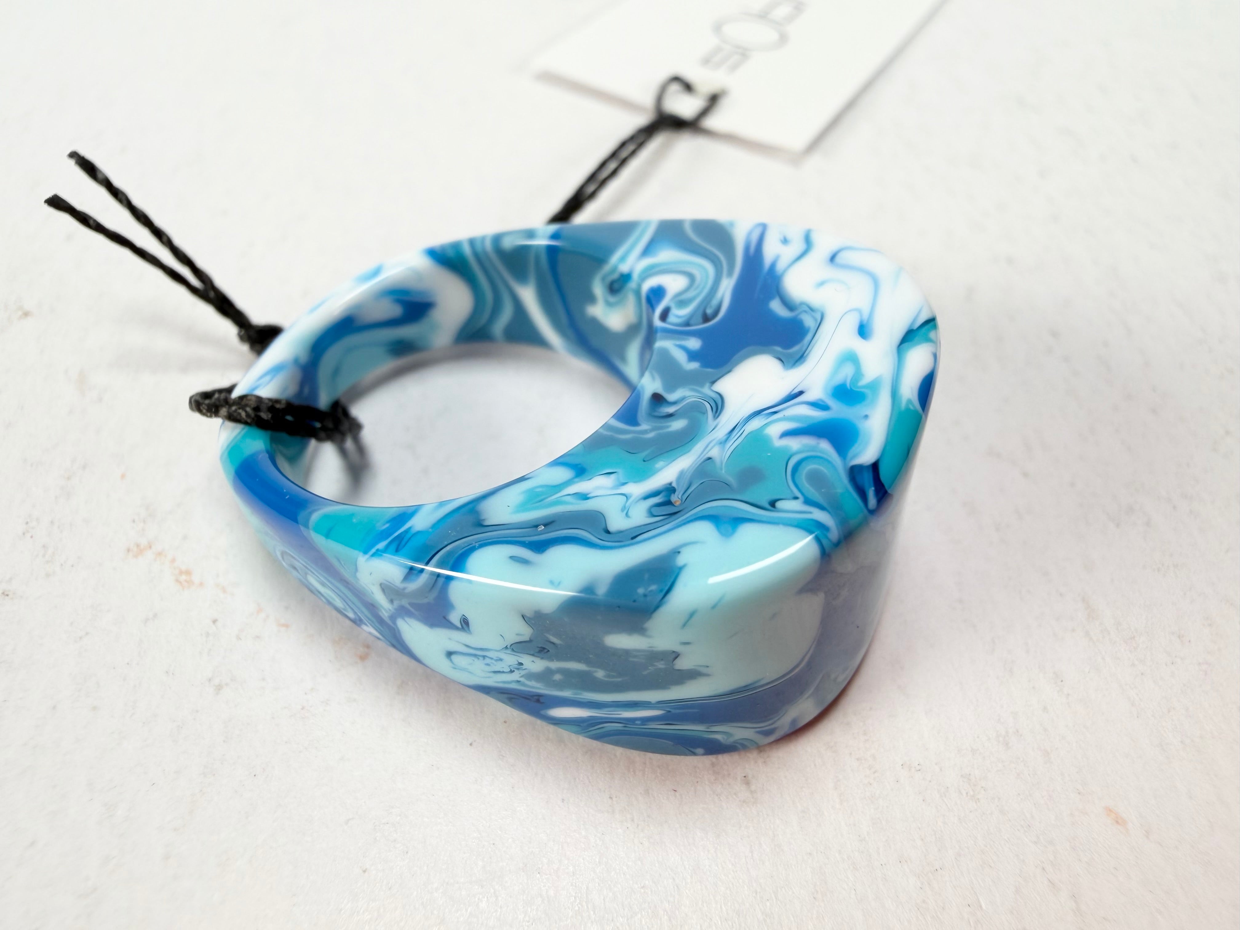 Sobral - Onda Azul "Pat" Blue Resin Ring ( 004857 ) - Size UK S / US 9
