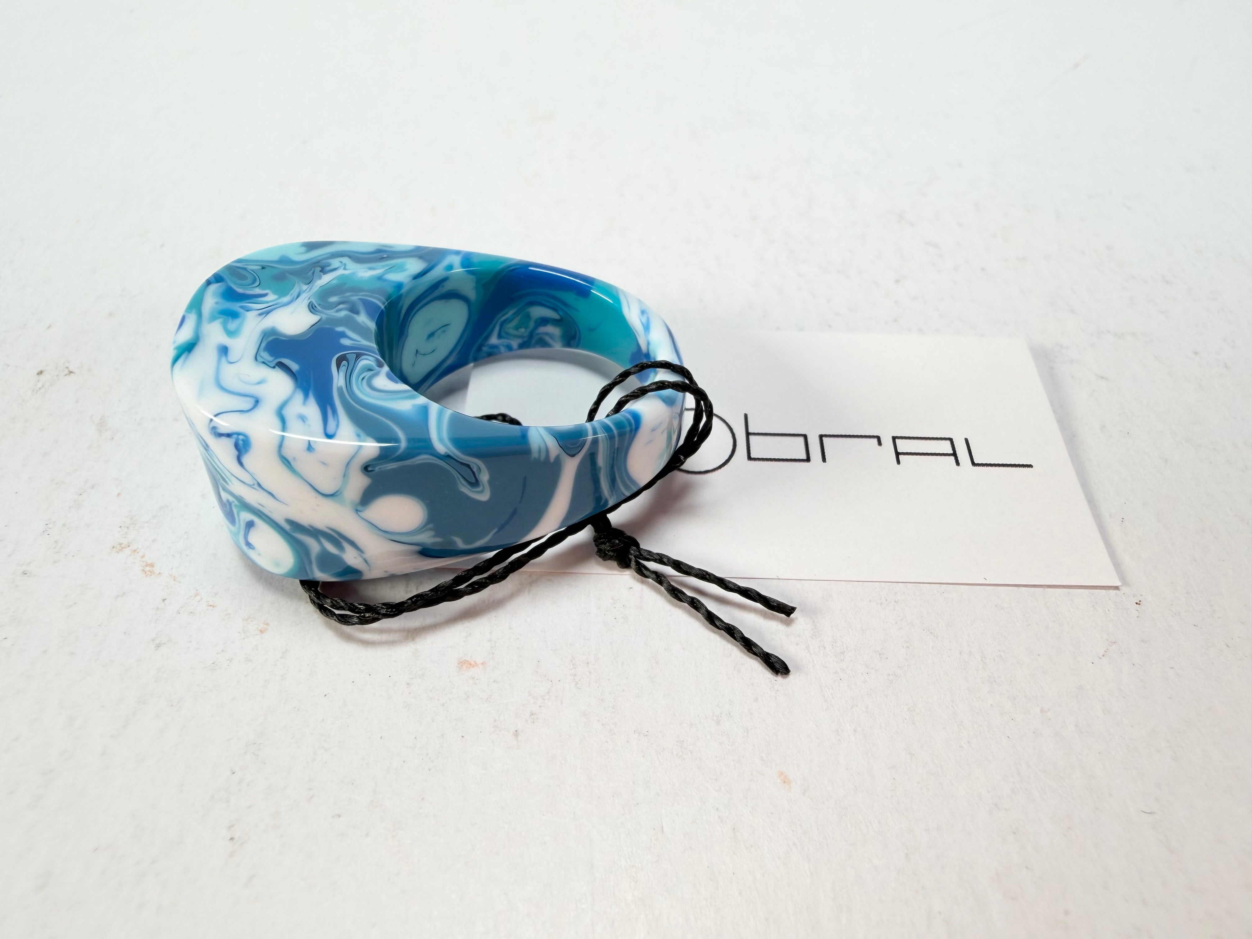 Sobral - Onda Azul "Pat" Blue Resin Ring ( 004857 ) - Size UK S / US 9