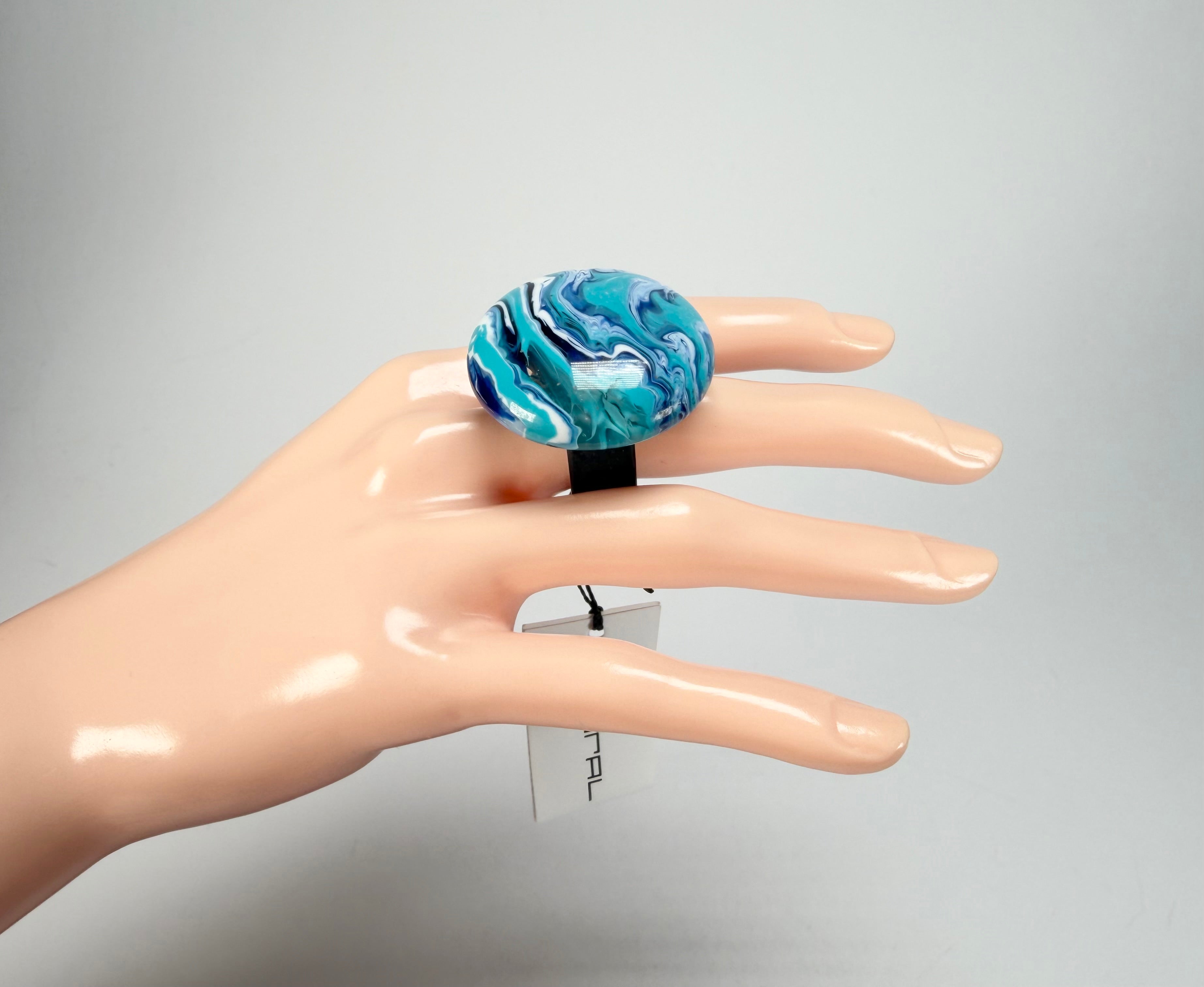 Sobral - Onda Azul "Onda Circle" Blue Resin Ring ( 005324 ) - Size UK T / US 9.5