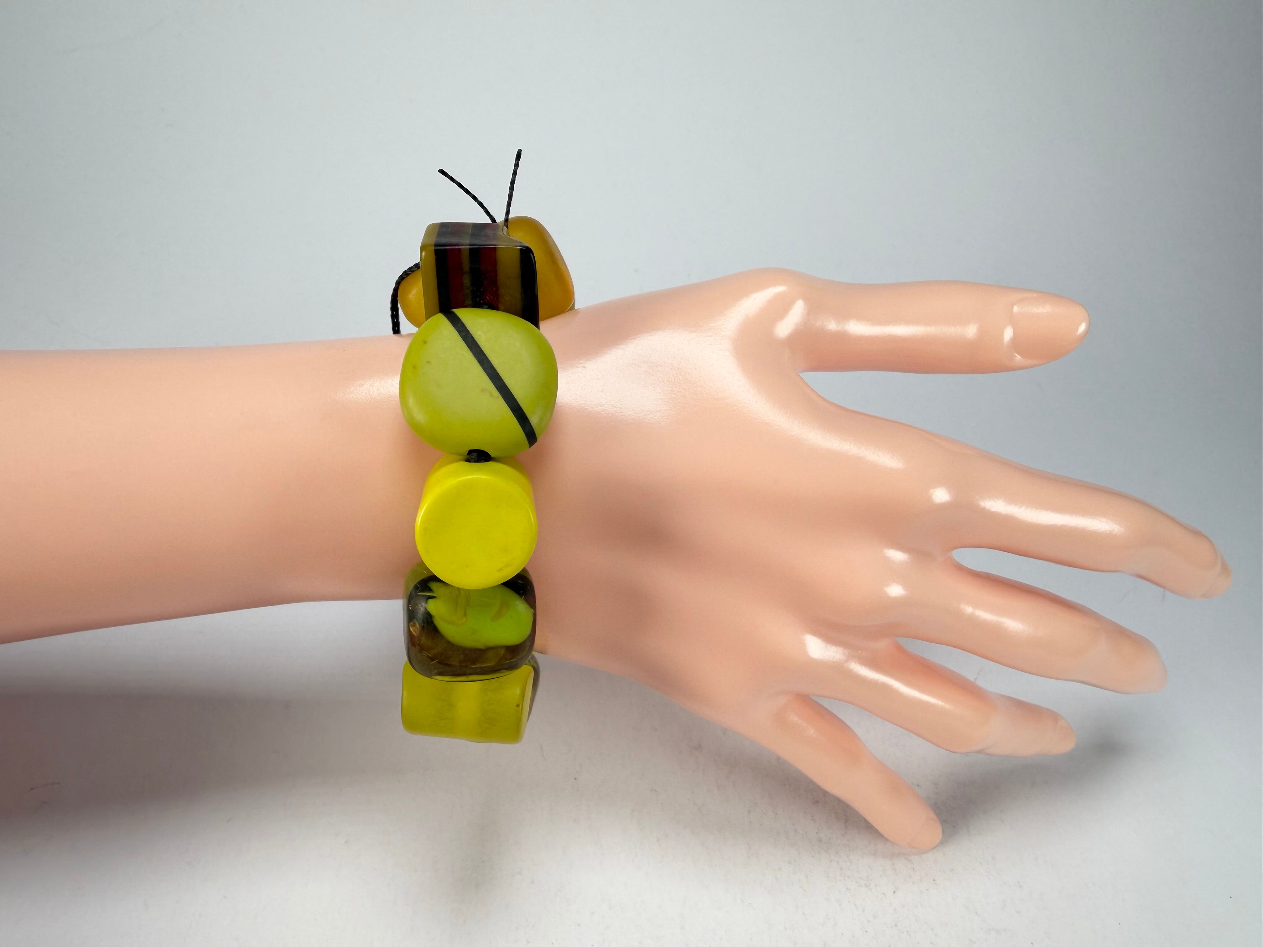 Sobral - Indiana "Citrino" Green Citrus Mix Elasticated Resin Bracelet ( 000210 )
