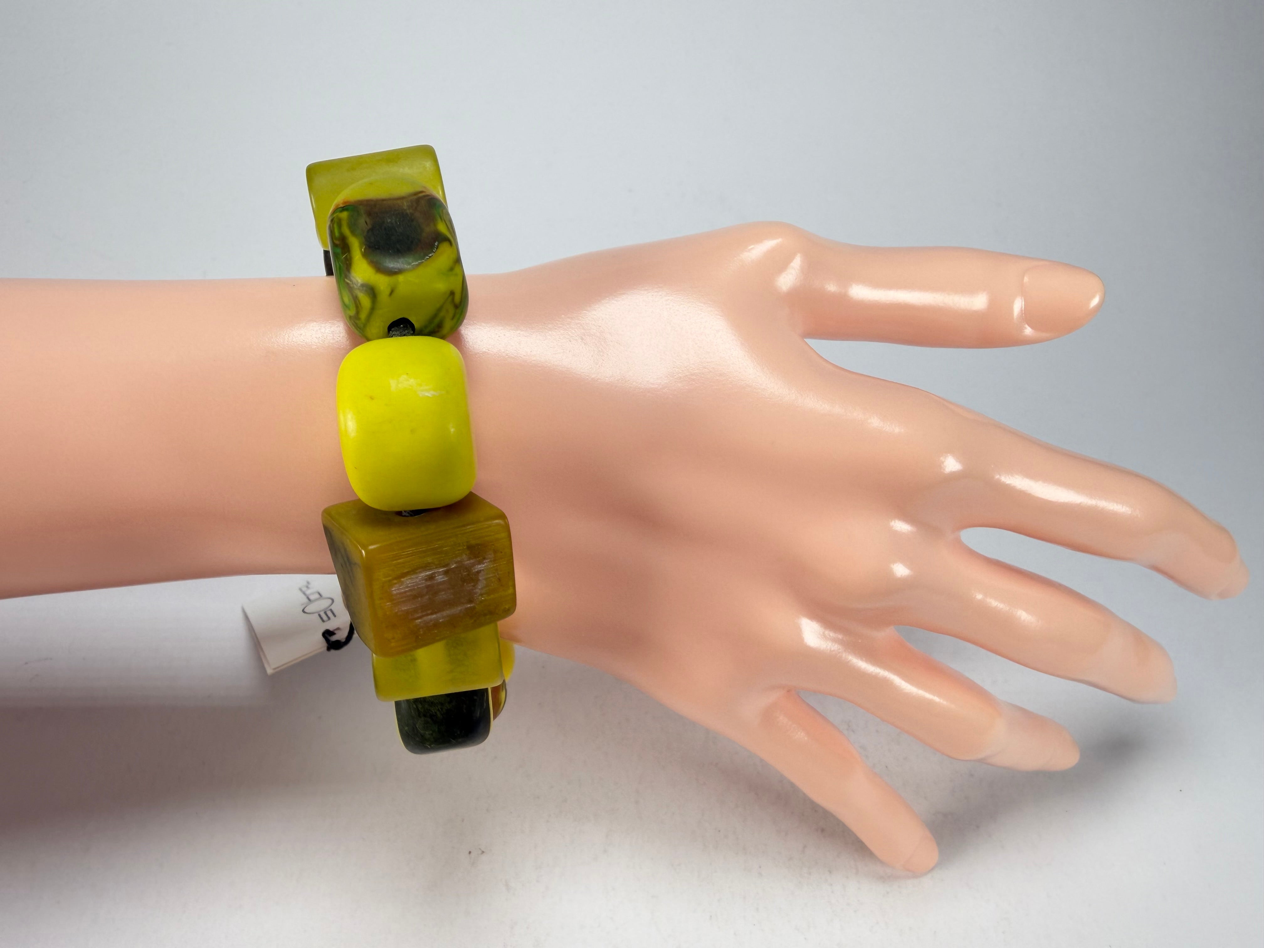 Sobral - Indiana "Citrino" Green Citrus Mix Elasticated Resin Bracelet ( 000210 )