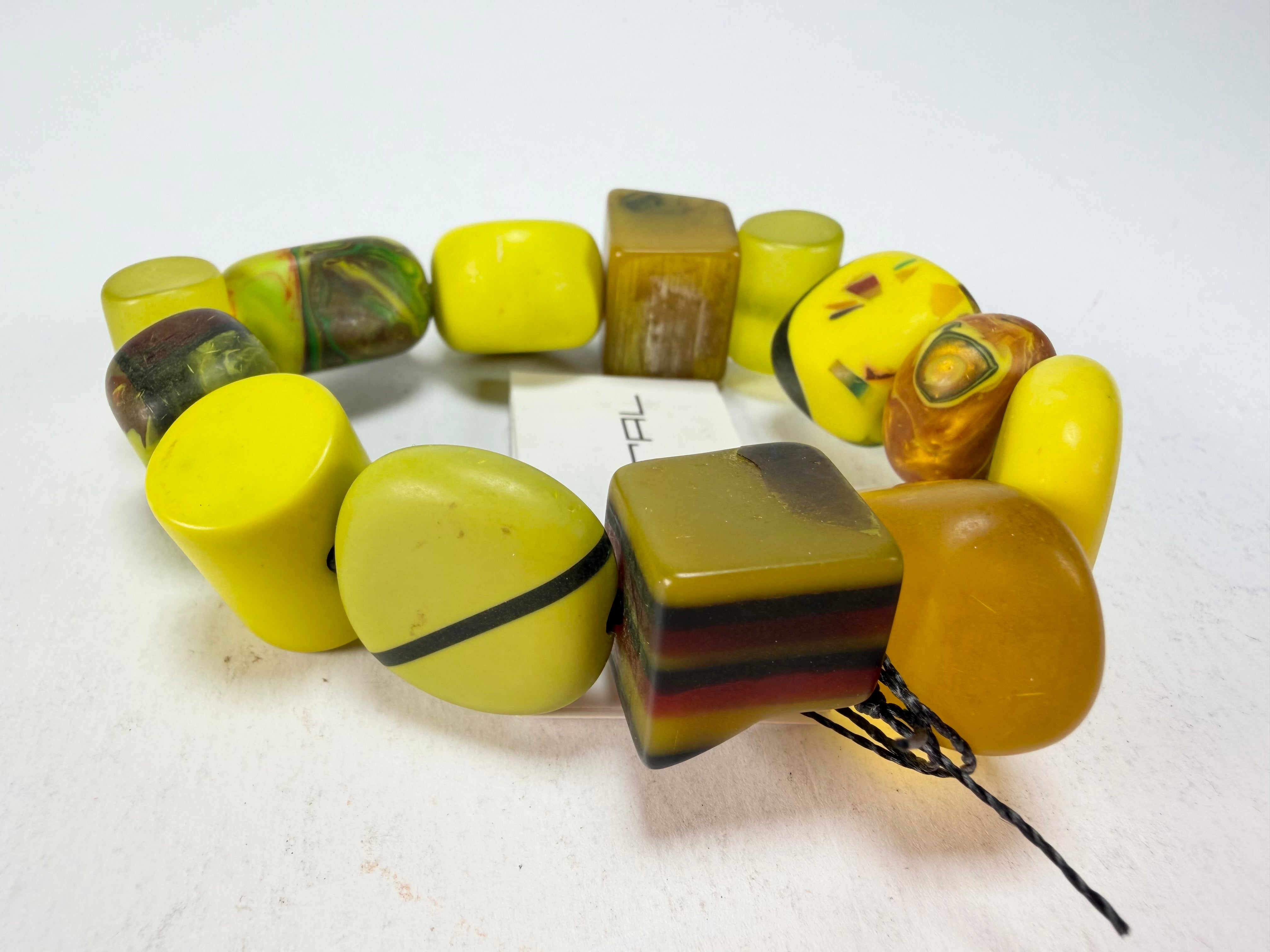 Sobral - Indiana "Citrino" Green Citrus Mix Elasticated Resin Bracelet ( 000210 )