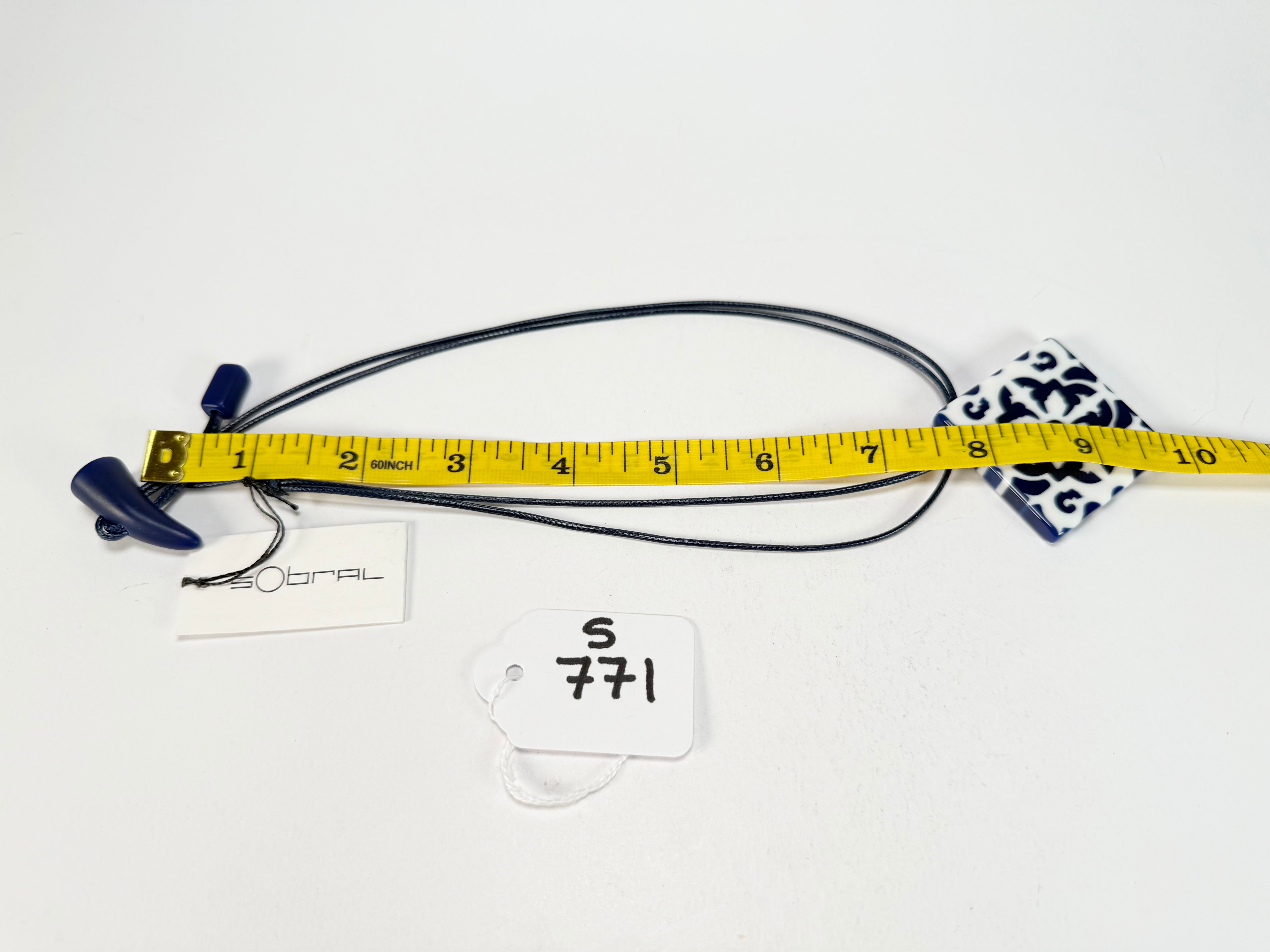 Sobral - Lisboa "Alfama" Resin Necklace ( 005476 )