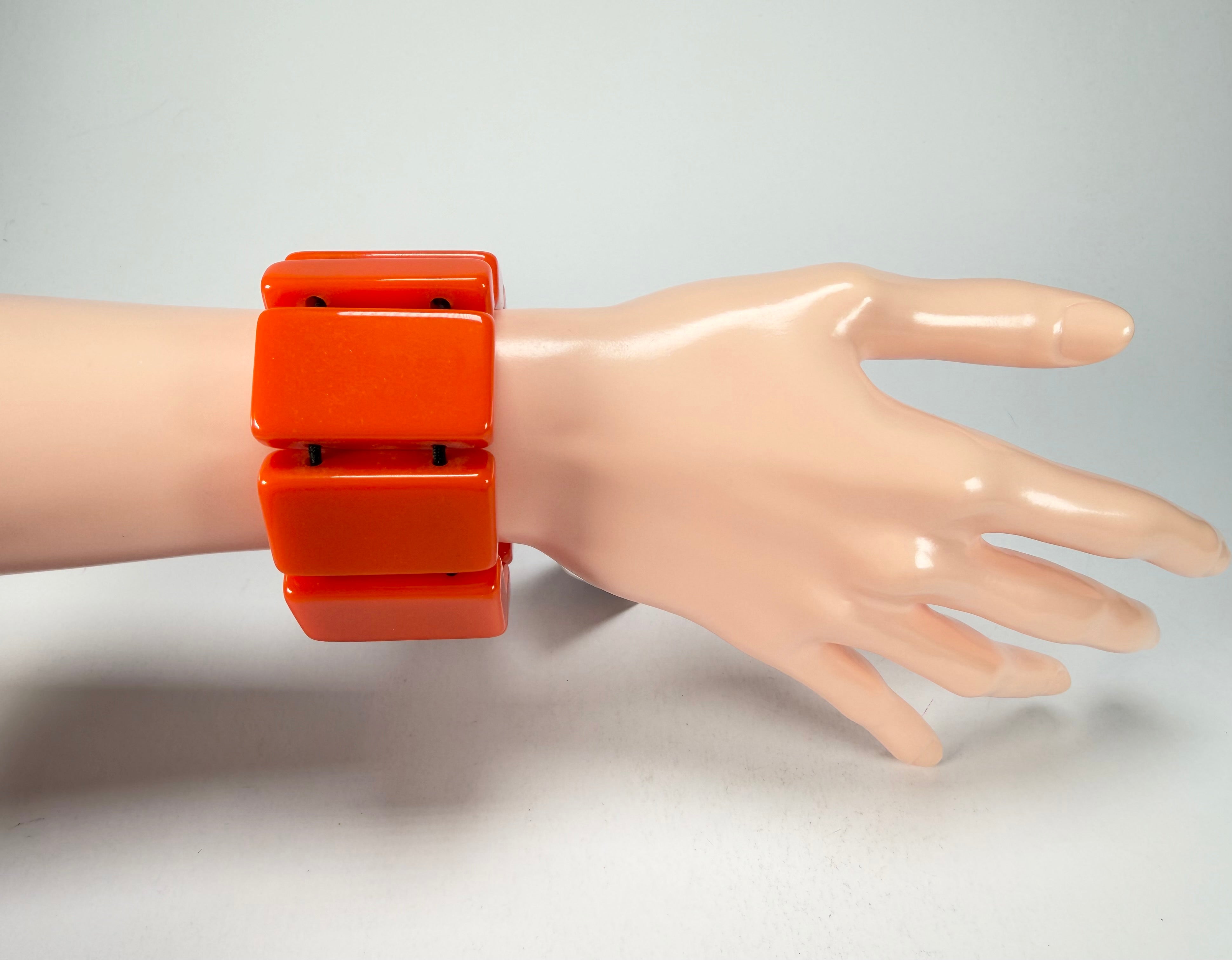 Sobral - Fuego "8 1/2 pçs" Elasticated Resin Bracelet ( 000376 )
