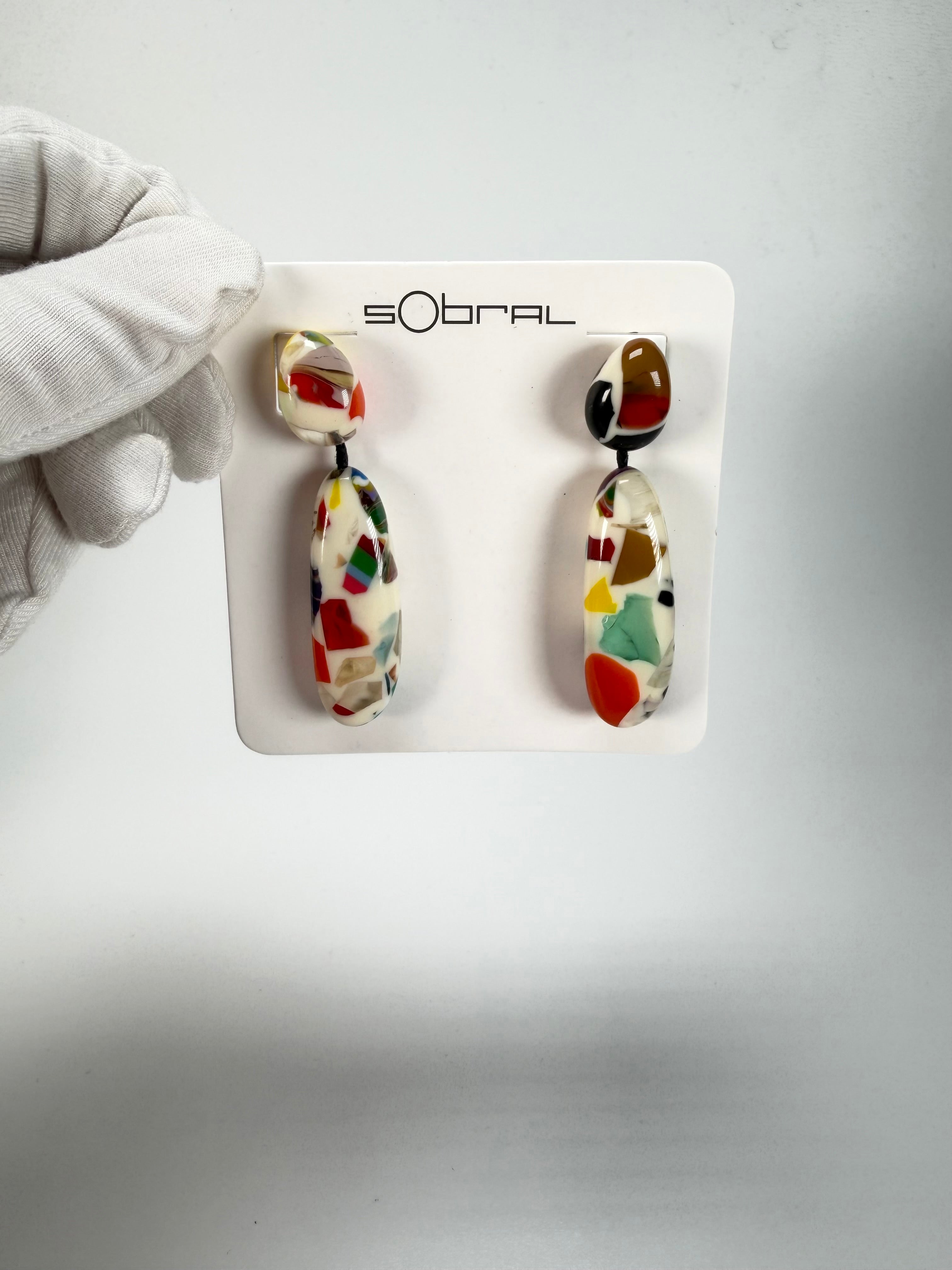 Sobral - Caillou Marfim "Caillou" Resin Earrings ( 005427 )