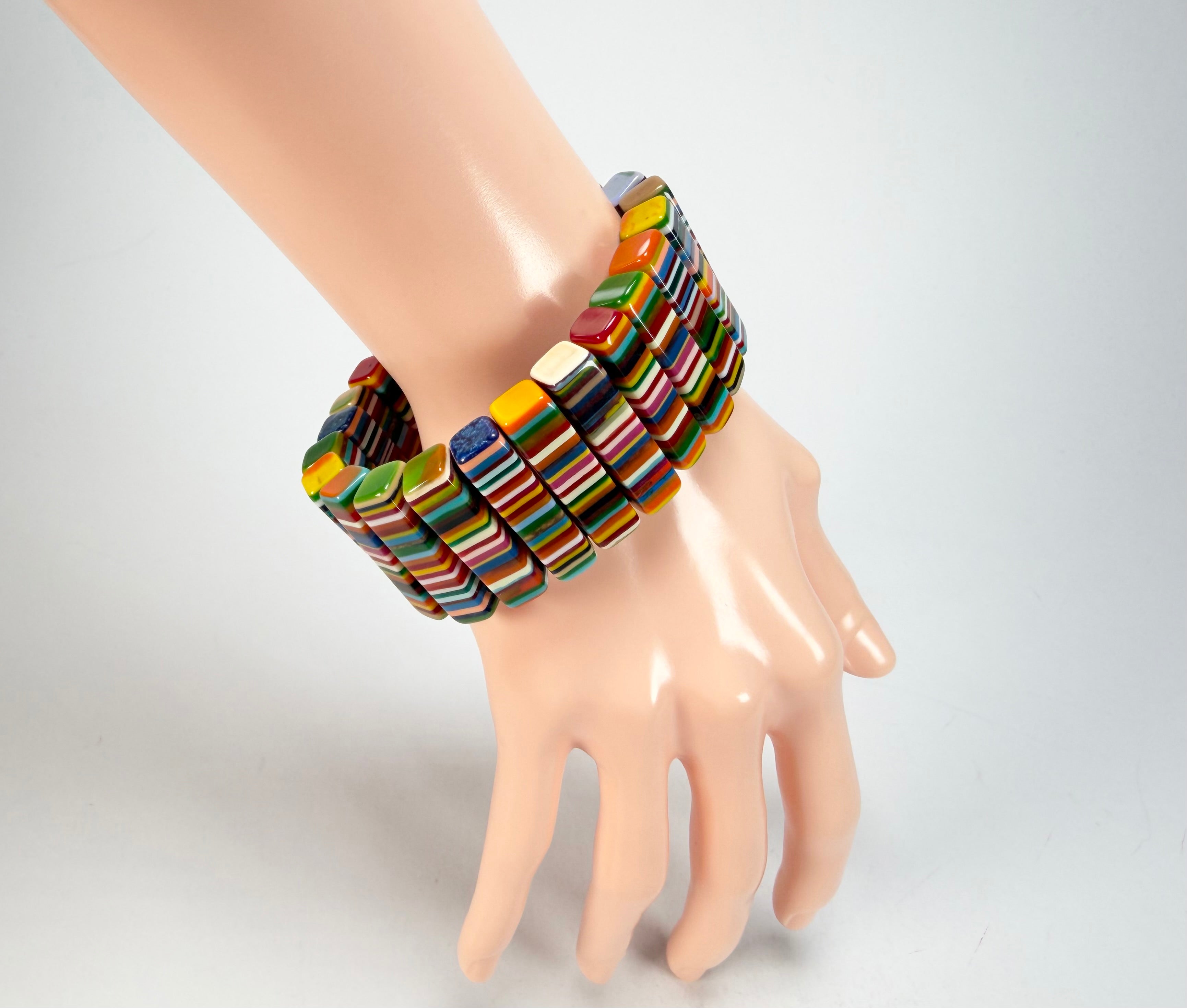 Sobral - Pop Art "Stoc" Elasticated Resin Bracelet ( 004352 )
