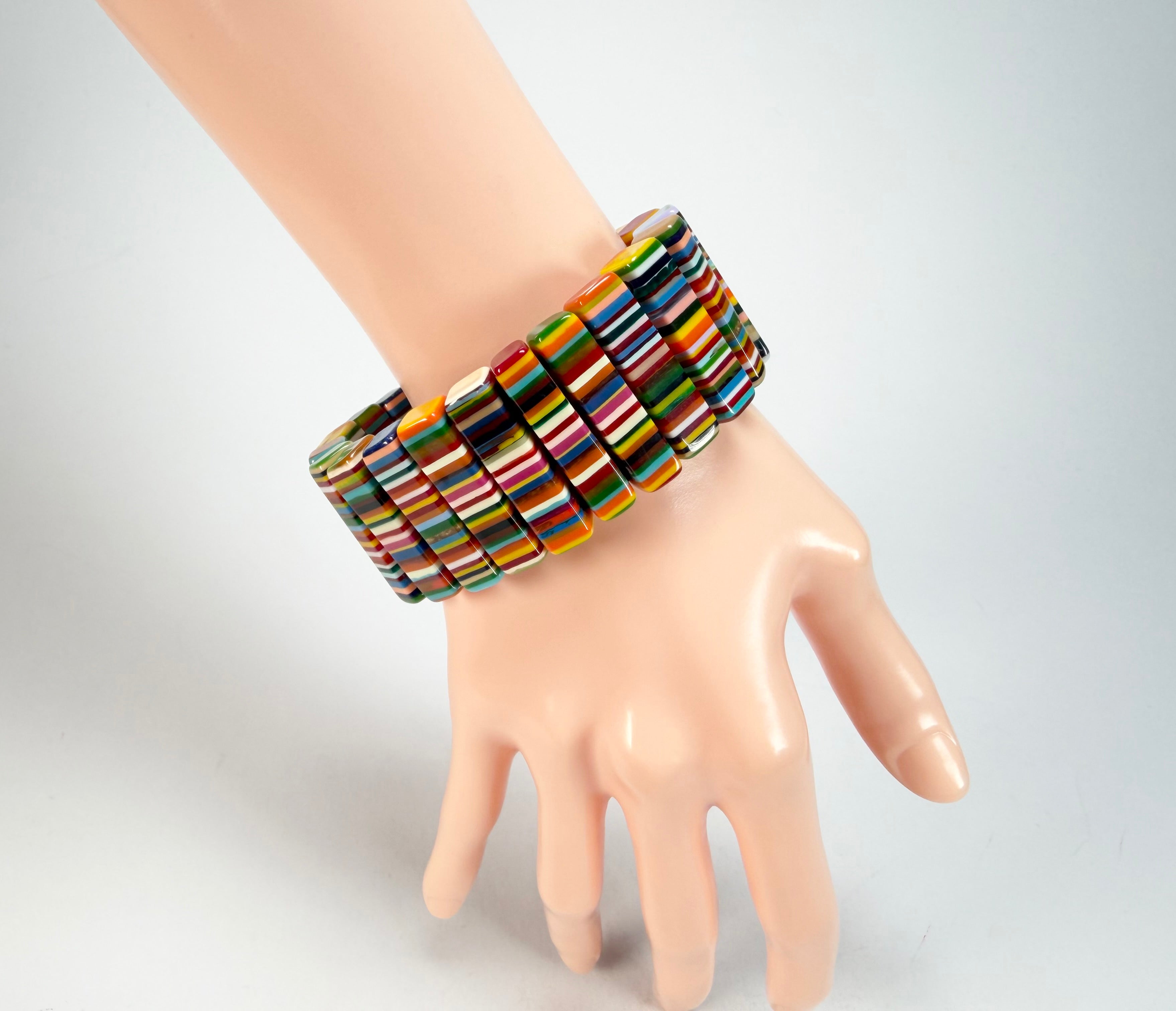Sobral - Pop Art "Stoc" Elasticated Resin Bracelet ( 004352 )