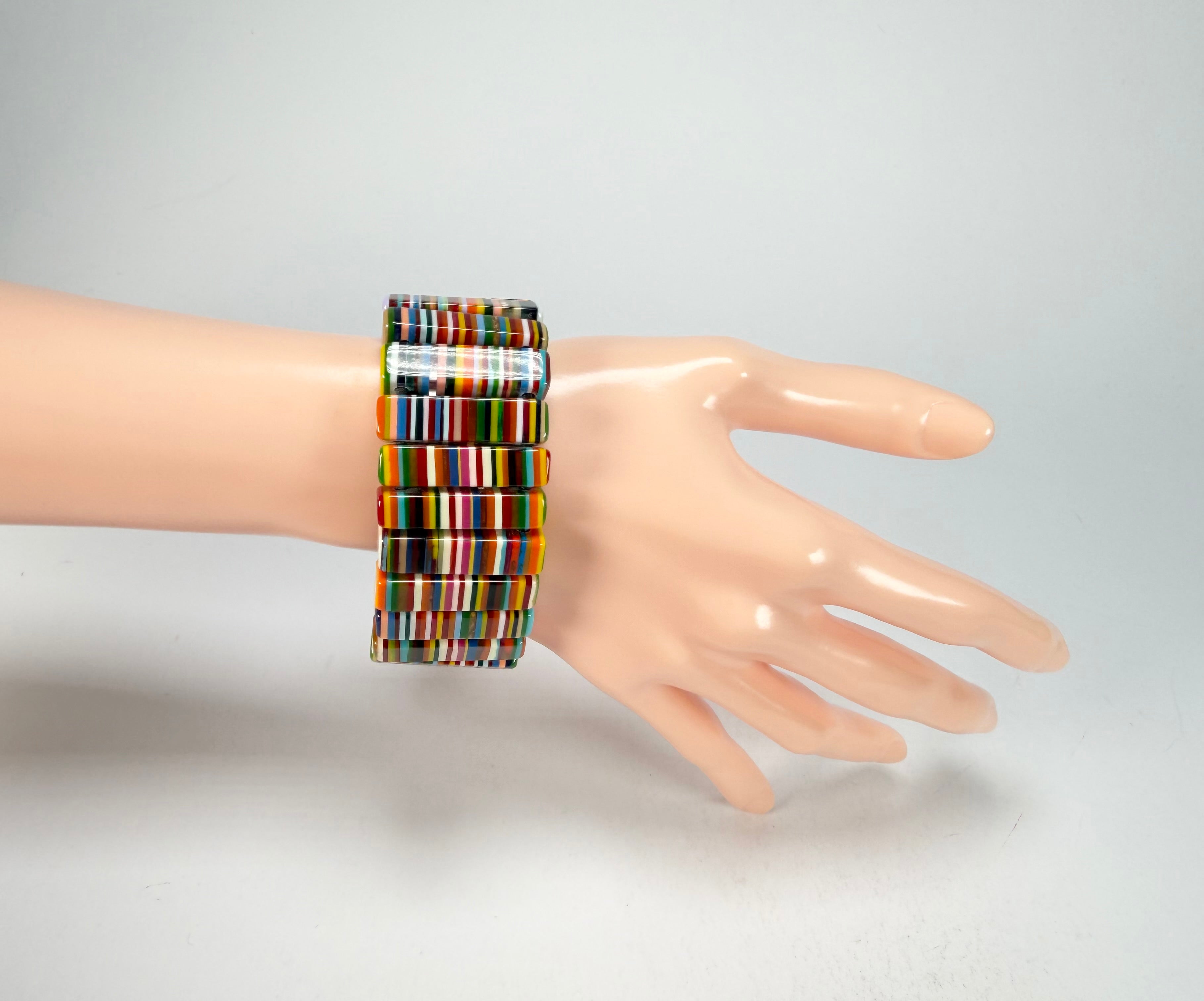 Sobral - Pop Art "Stoc" Elasticated Resin Bracelet ( 004352 )