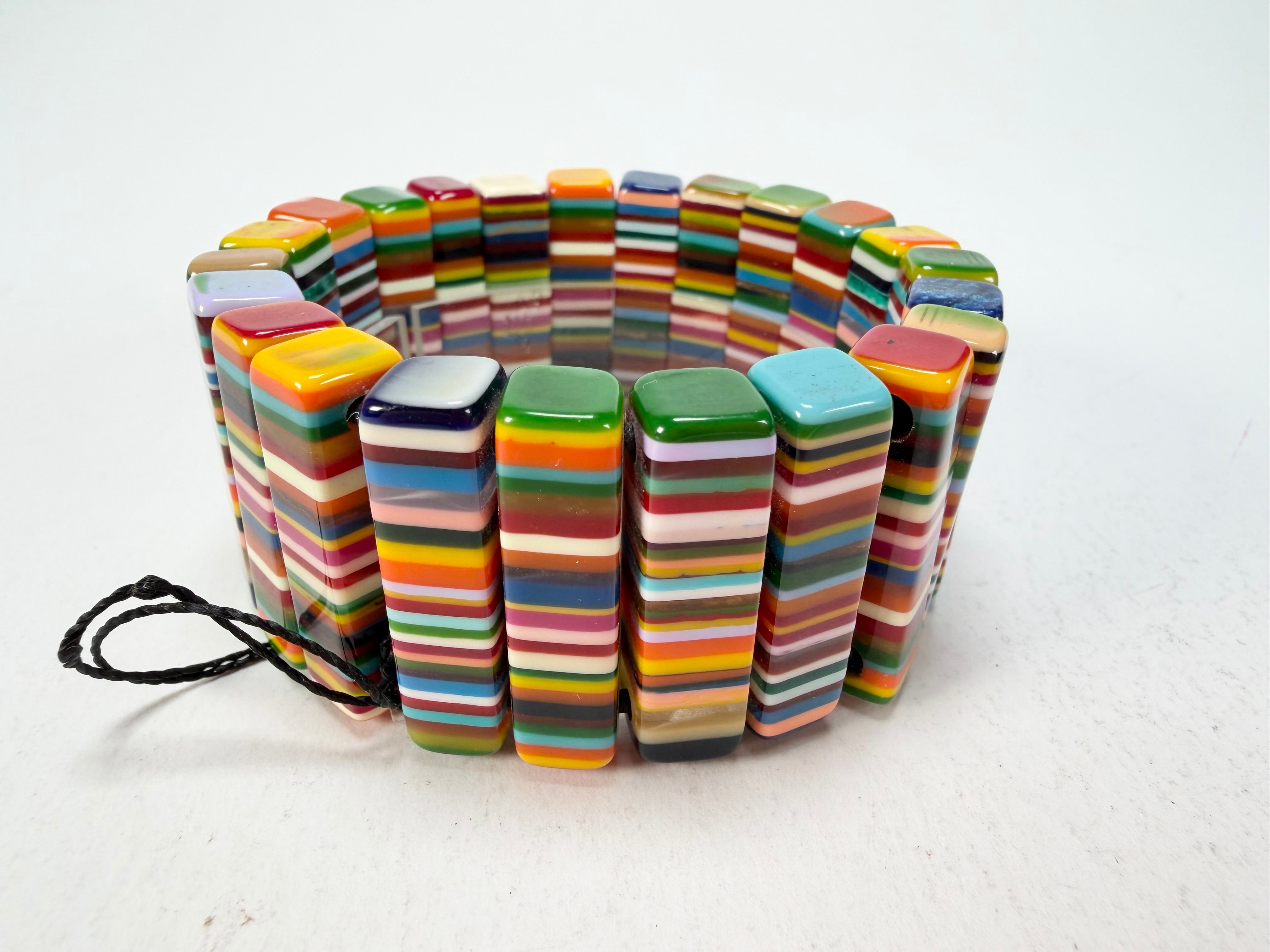 Sobral - Pop Art "Stoc" Elasticated Resin Bracelet ( 004352 )