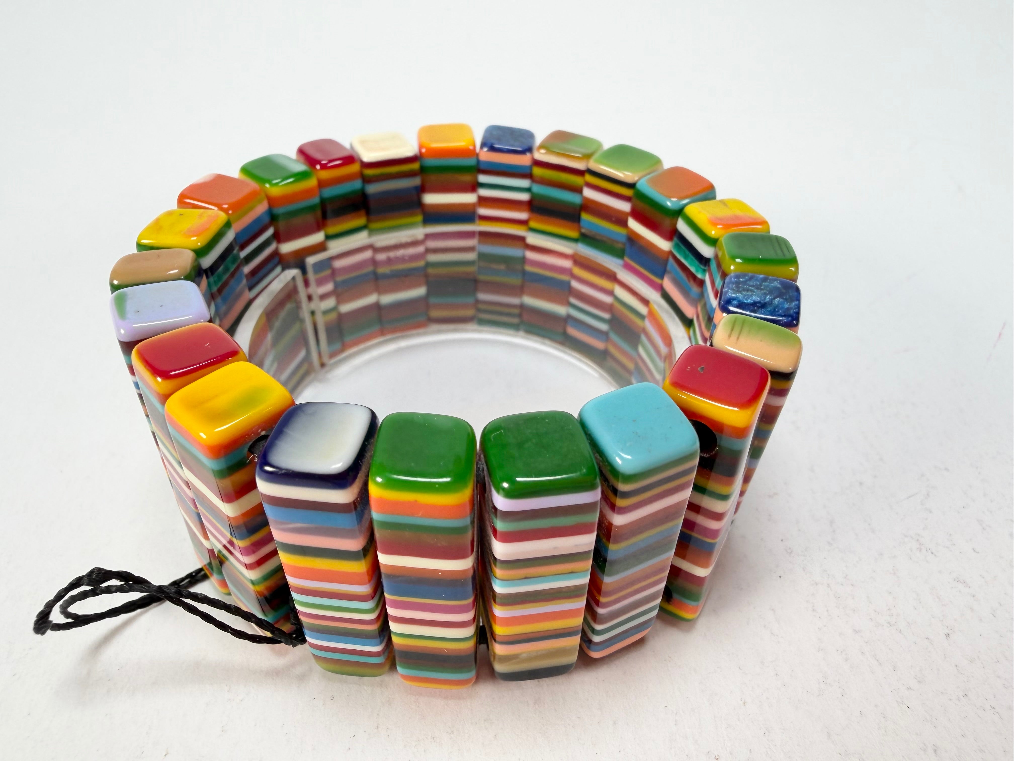 Sobral - Pop Art "Stoc" Elasticated Resin Bracelet ( 004352 )