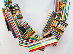 Sobral - Pop Art "Neoconcretismo" Resin Necklace ( 003885 )