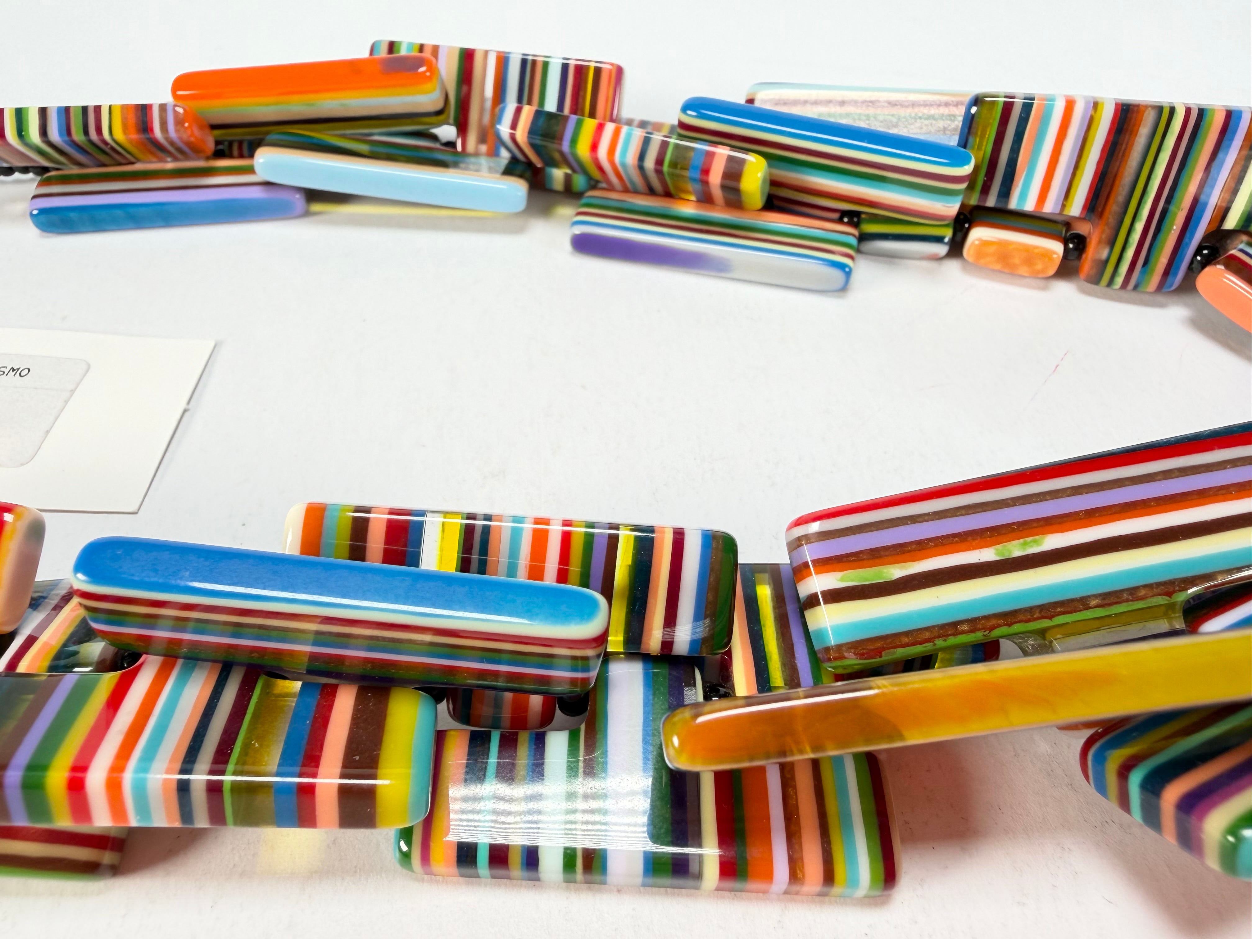 Sobral - Pop Art "Neoconcretismo" Resin Necklace ( 003885 )