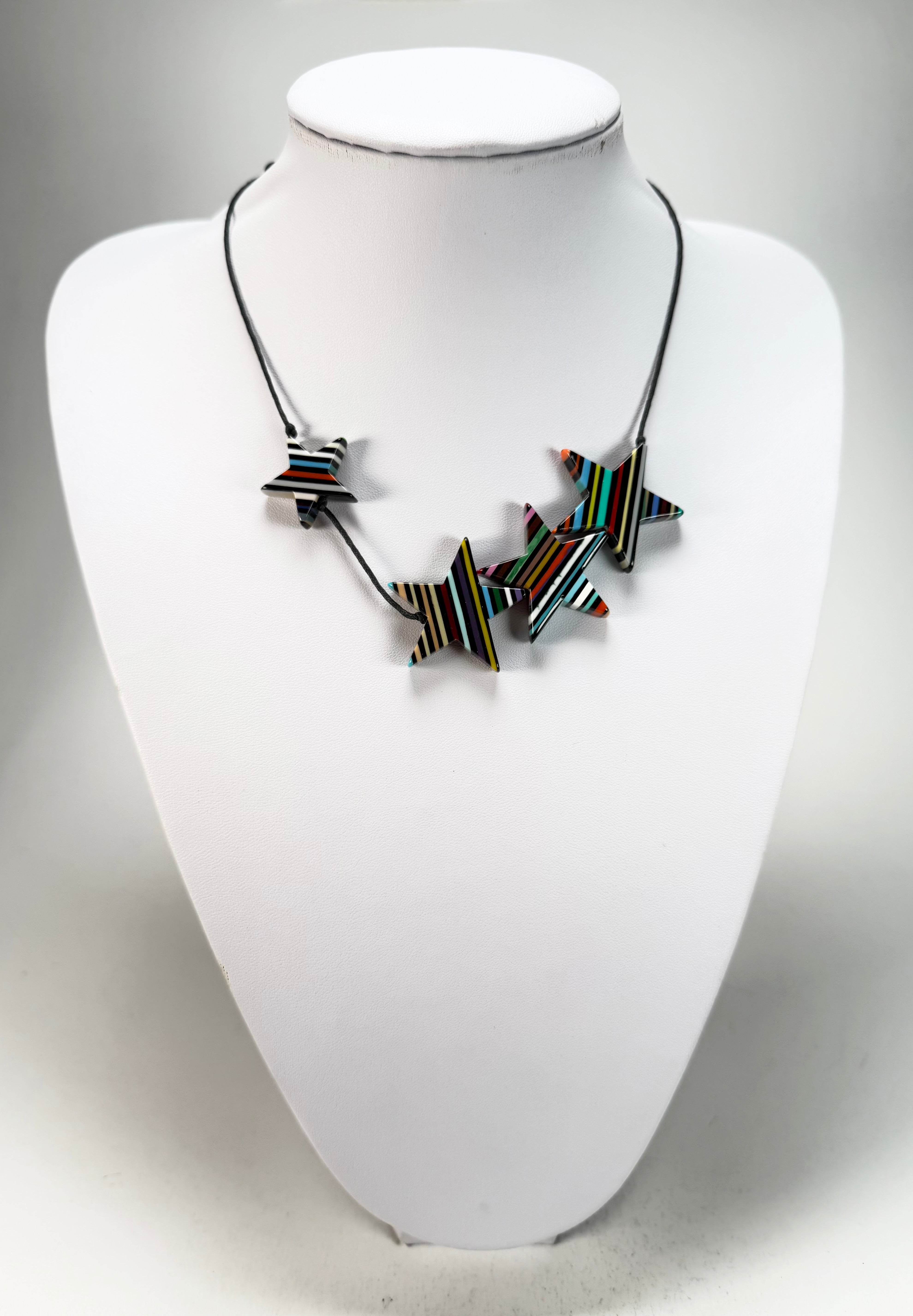 Sobral - Pop Art Noite "4 Estrelas" Resin Necklace ( 004852 )