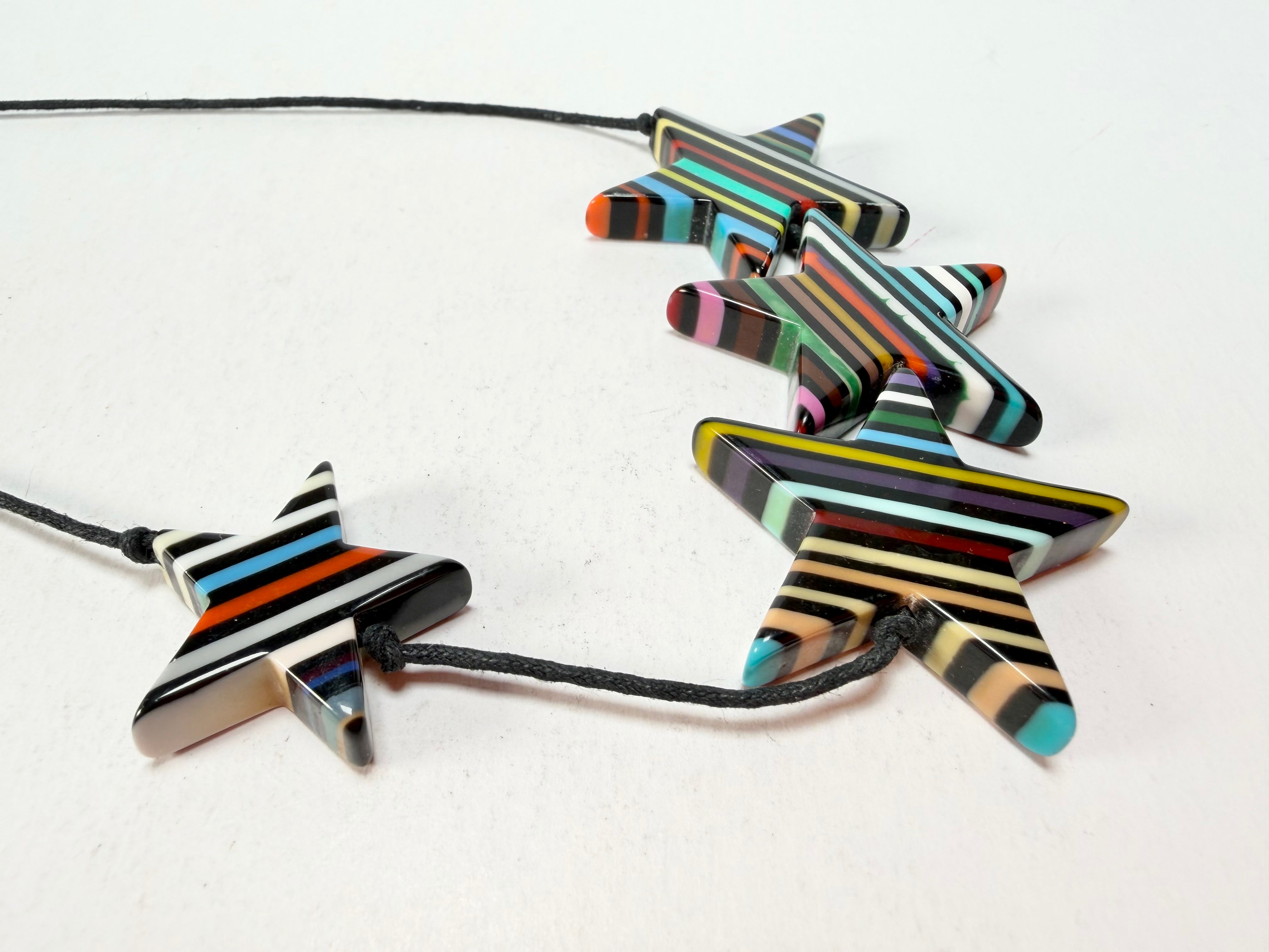 Sobral - Pop Art Noite "4 Estrelas" Resin Necklace ( 004852 )