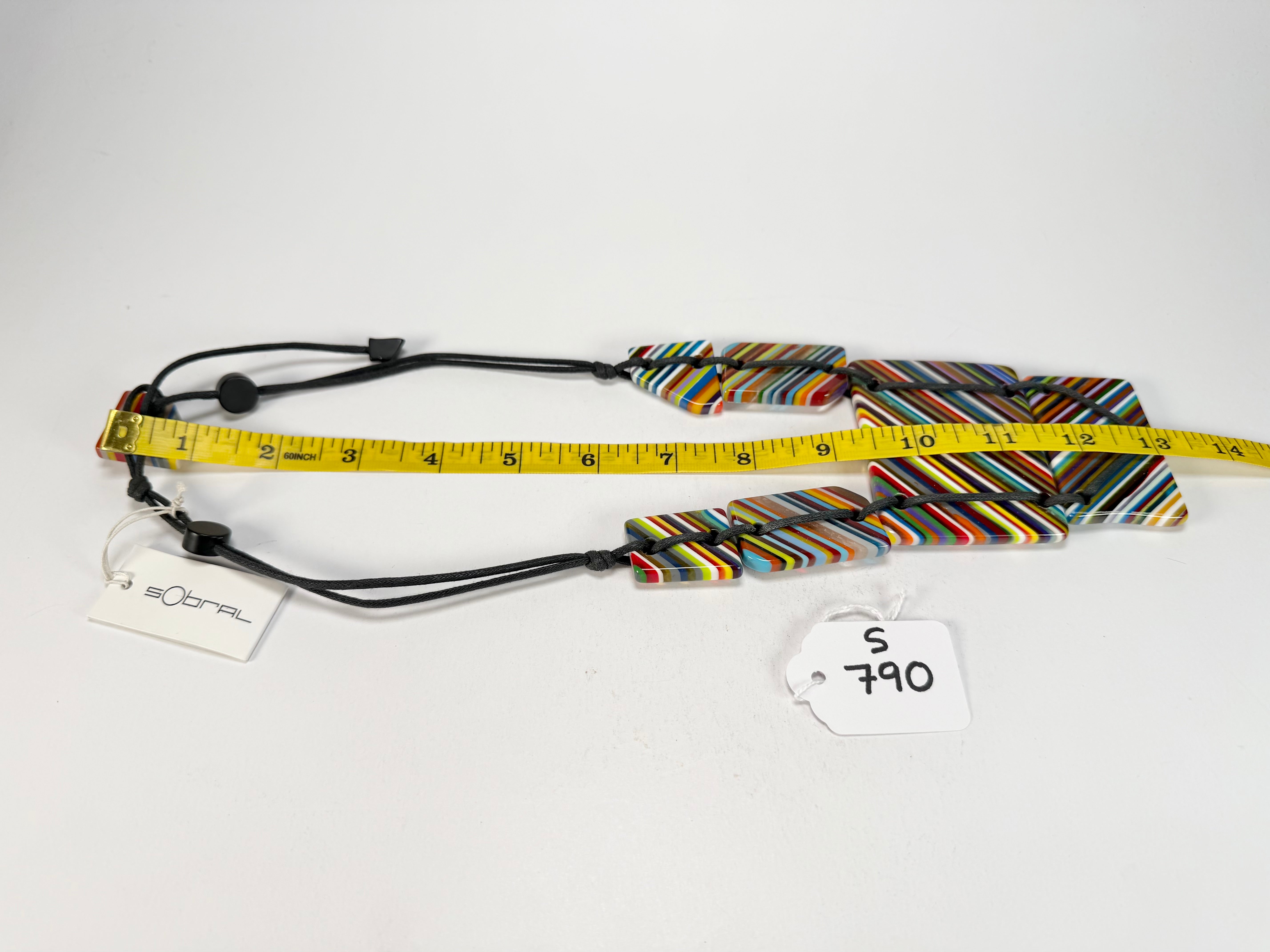 Sobral - Pop Art "Australia" Resin Necklace ( 000041 )