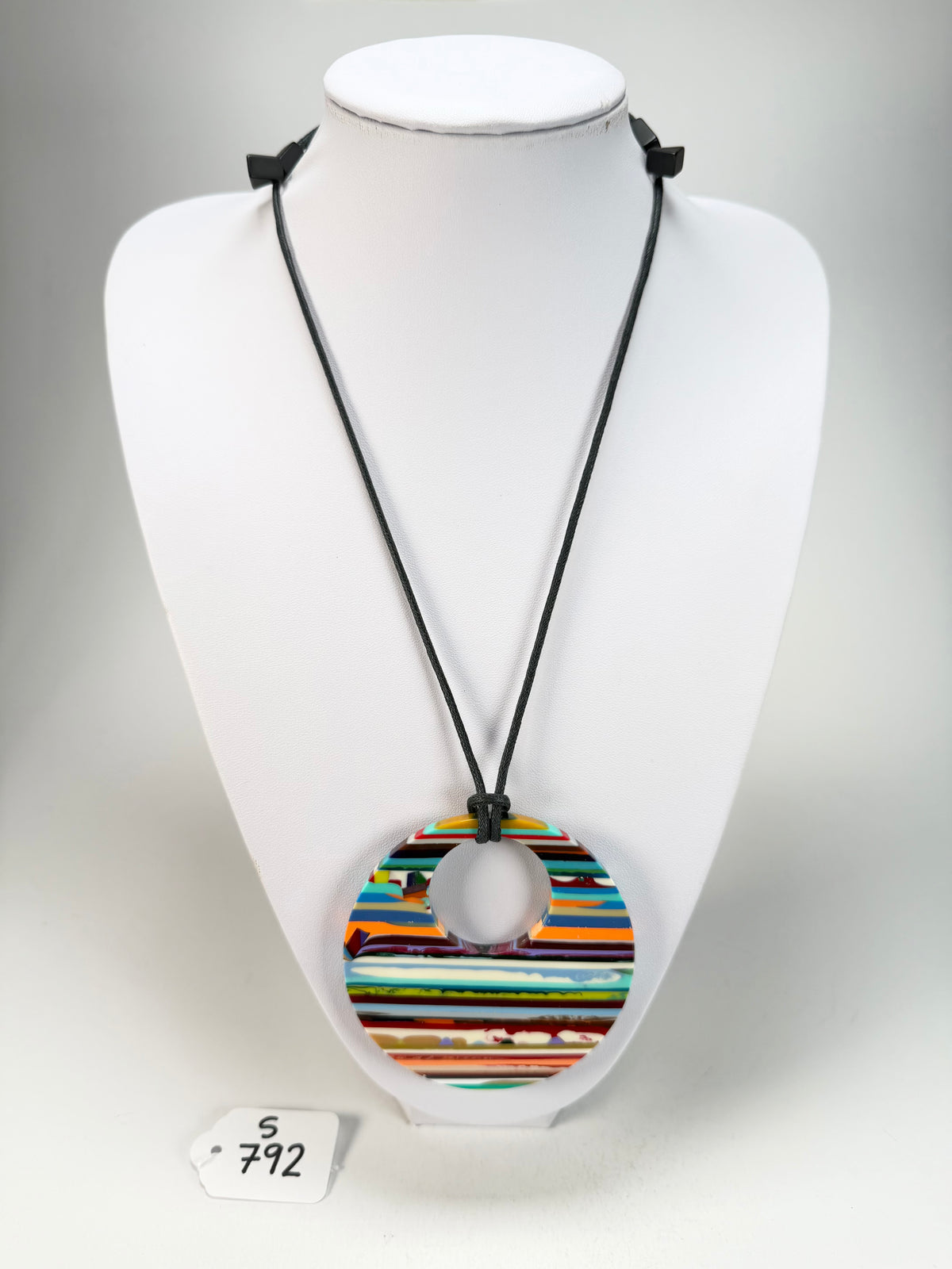 Sobral - Pop Art "Pollock Disc" Resin Necklace ( 004296 )