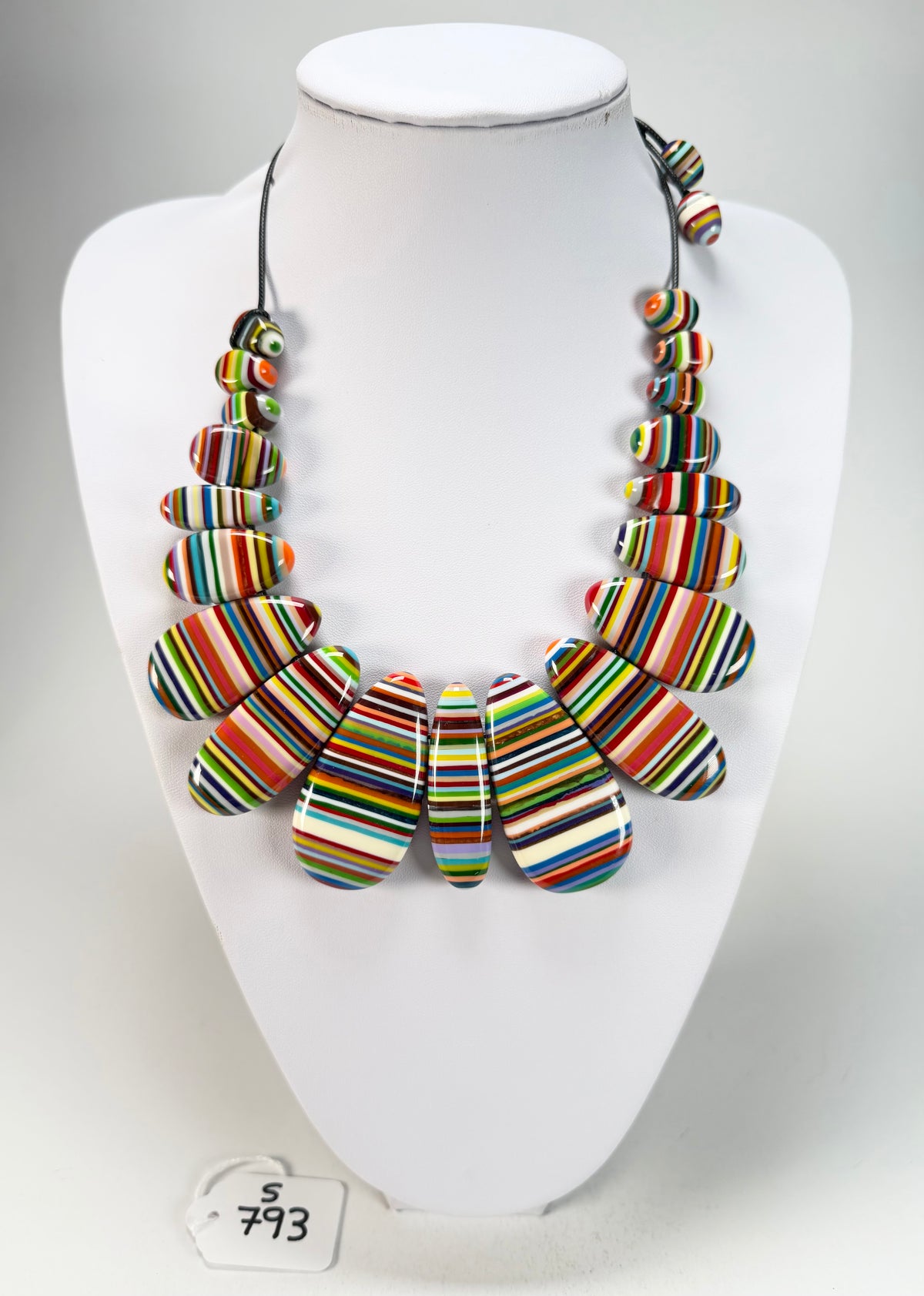 Sobral - Pop Art "Marou" Resin Necklace ( 005422 )